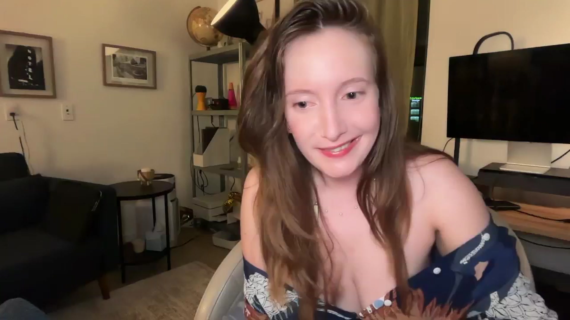 Gallery image thumbnail from consideruby's myfreecams stream on, 09/18/2025, 13:26 image 8 of 20