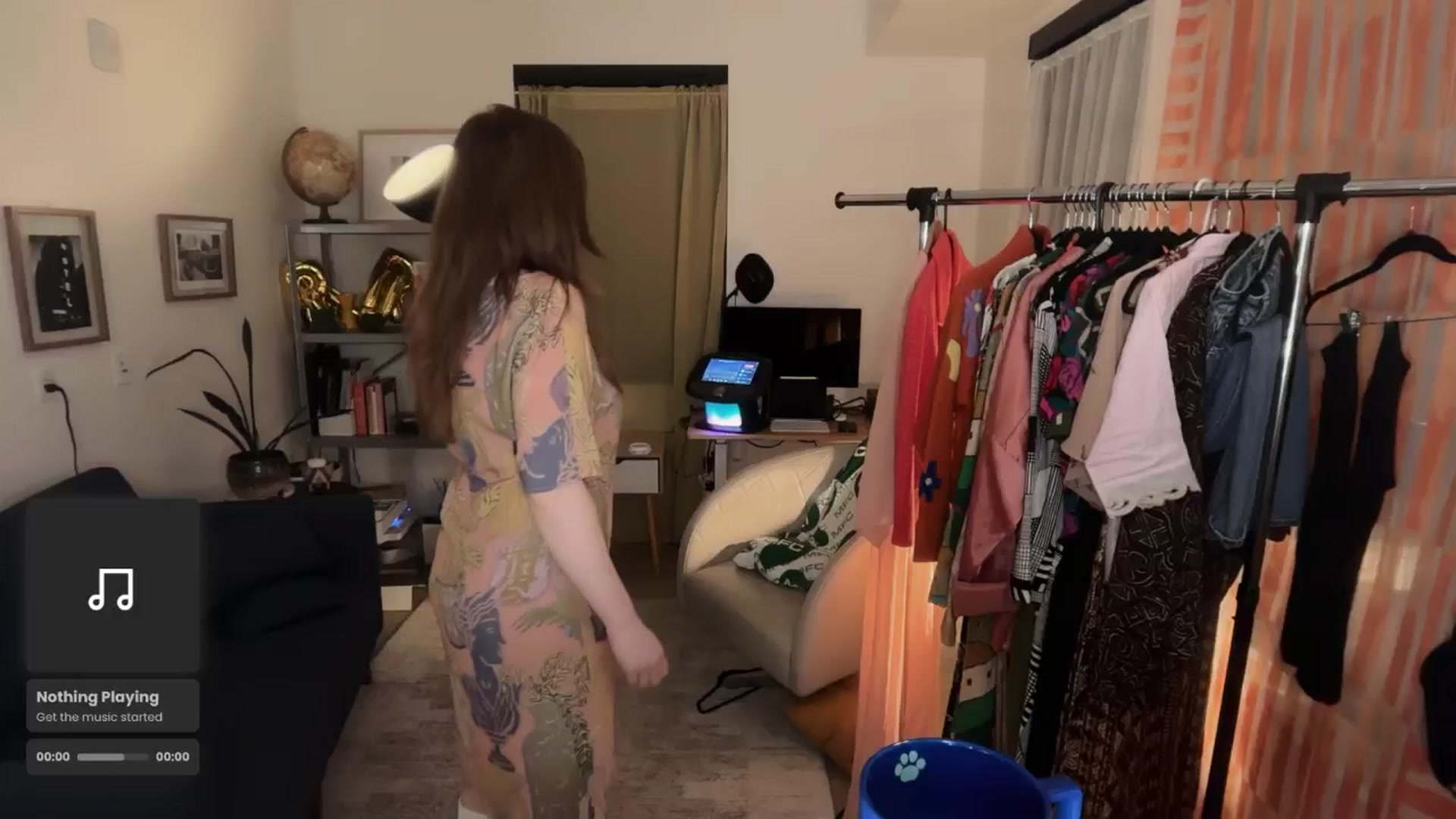 Gallery image thumbnail from consideruby's myfreecams stream on, 09/27/2025, 11:05 image 15 of 20