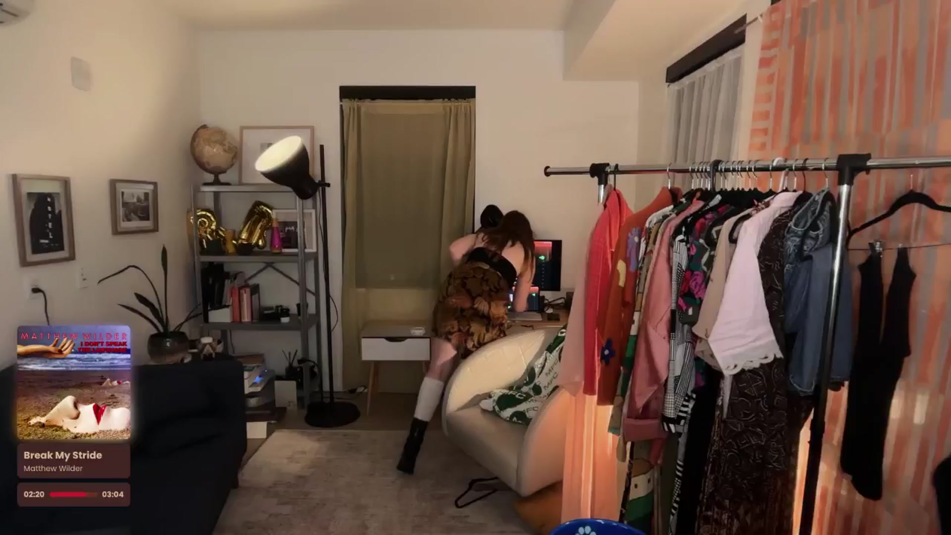 Gallery image thumbnail from consideruby's myfreecams stream on, 09/27/2025, 11:05 image 16 of 20