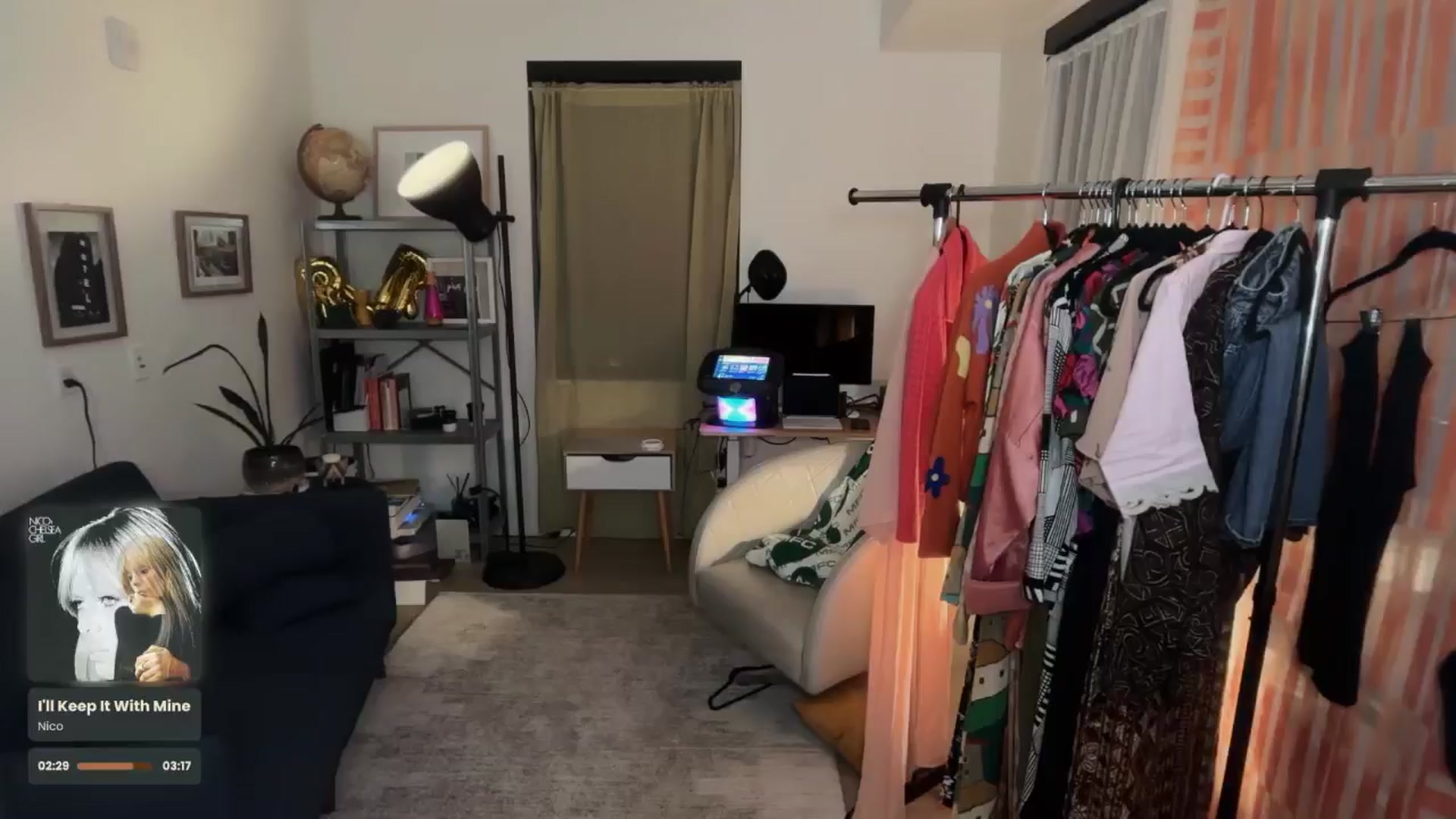 Gallery image thumbnail from consideruby's myfreecams stream on, 09/27/2025, 11:05 image 6 of 20