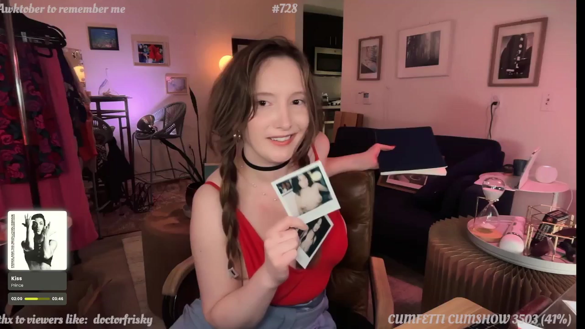 Gallery image thumbnail from consideruby's myfreecams stream on, 10/02/2025, 15:15 image 8 of 20