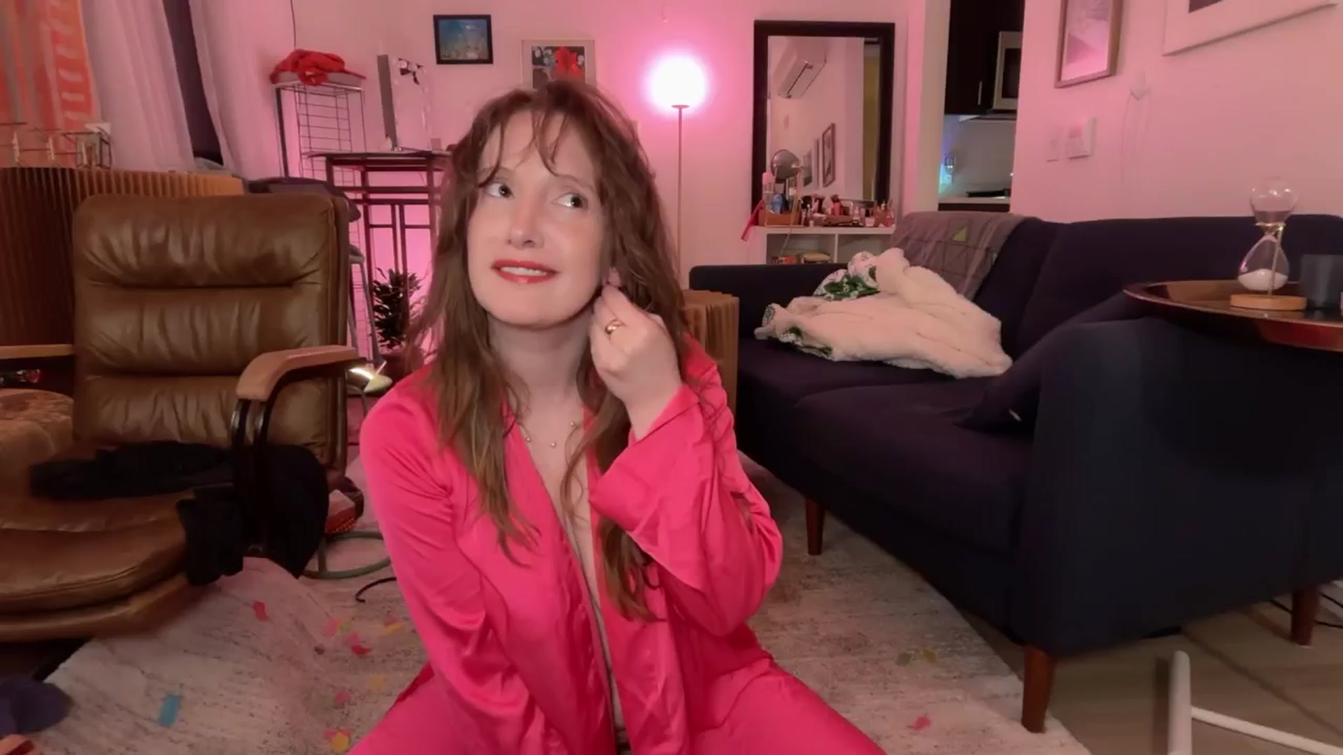 Gallery image thumbnail from consideruby's myfreecams stream on, 10/04/2025, 15:32 image 1 of 20