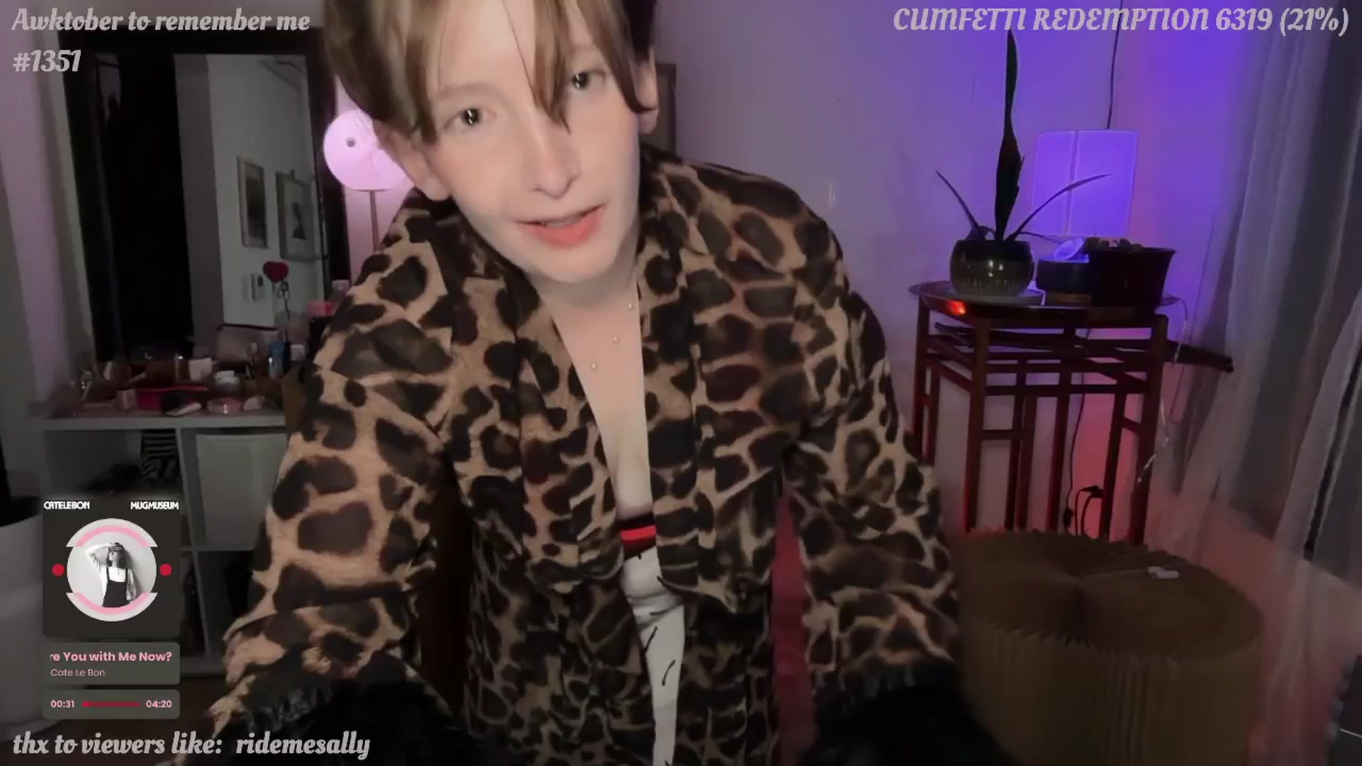 Gallery image thumbnail from consideruby's myfreecams stream on, 10/17/2025, 14:41 image 9 of 20