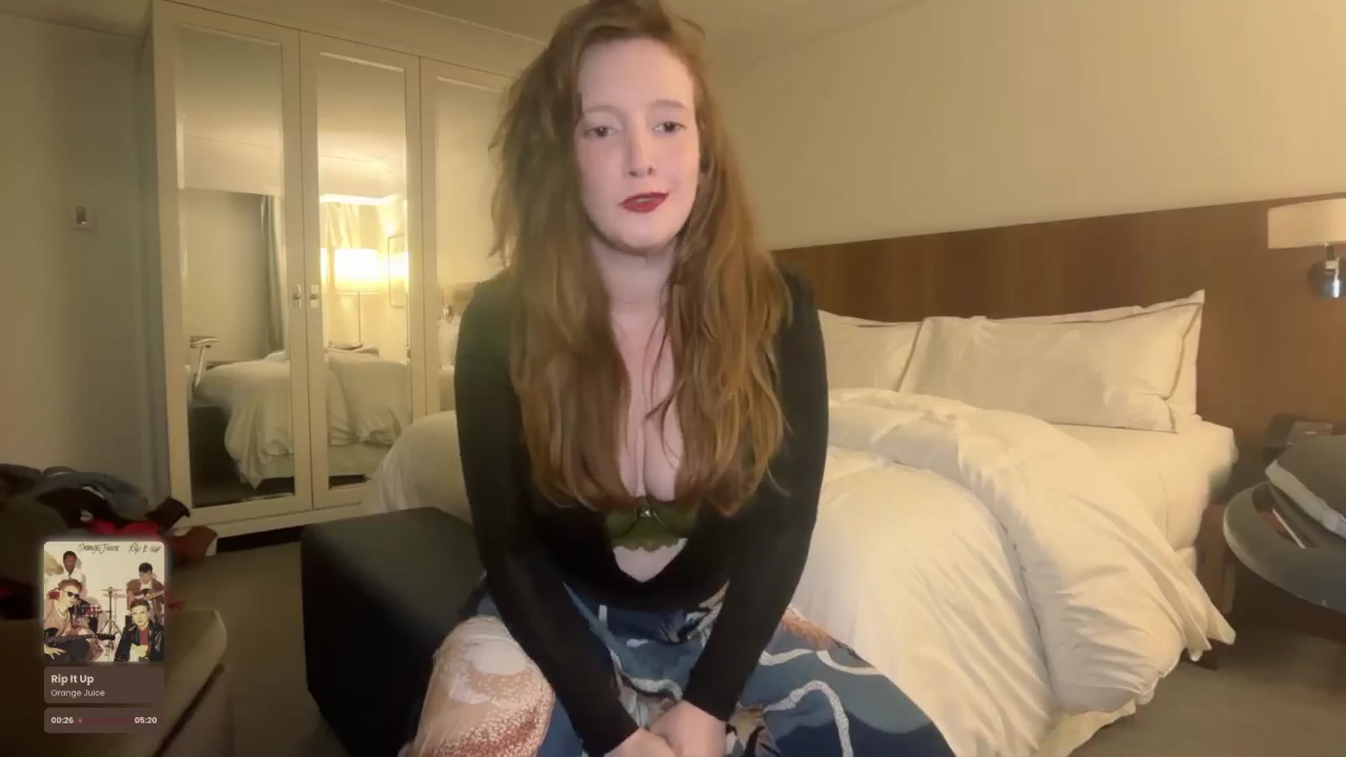 Gallery image thumbnail from consideruby's myfreecams stream on, 11/23/2025, 14:20 image 17 of 20