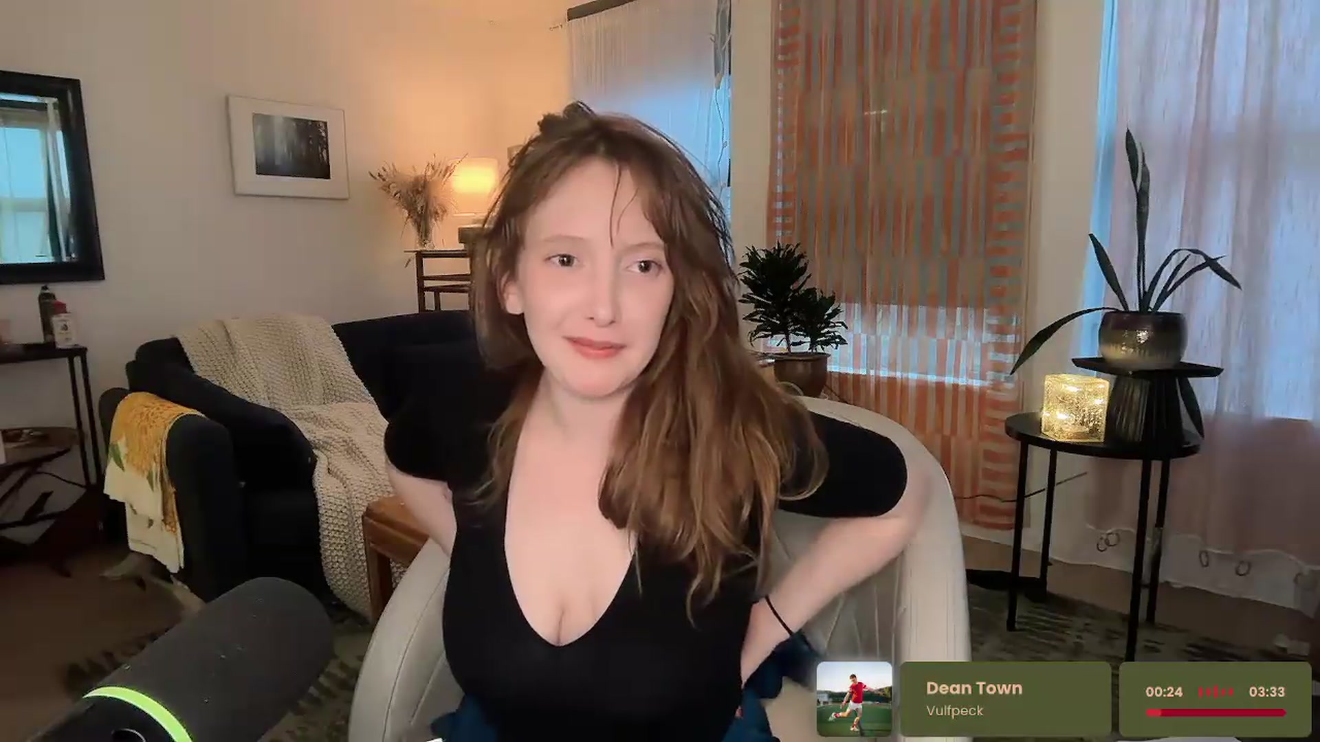 Gallery image thumbnail from consideruby's myfreecams stream on, 04/22/2026, 13:38 image 14 of 20