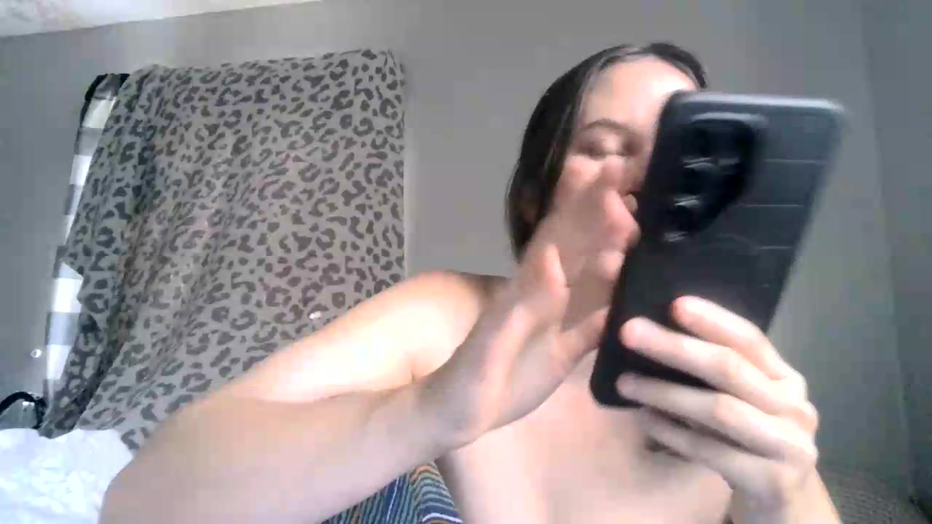Gallery image thumbnail from countrygirlx's myfreecams stream on, 07/09/2026, 13:11 image 8 of 20