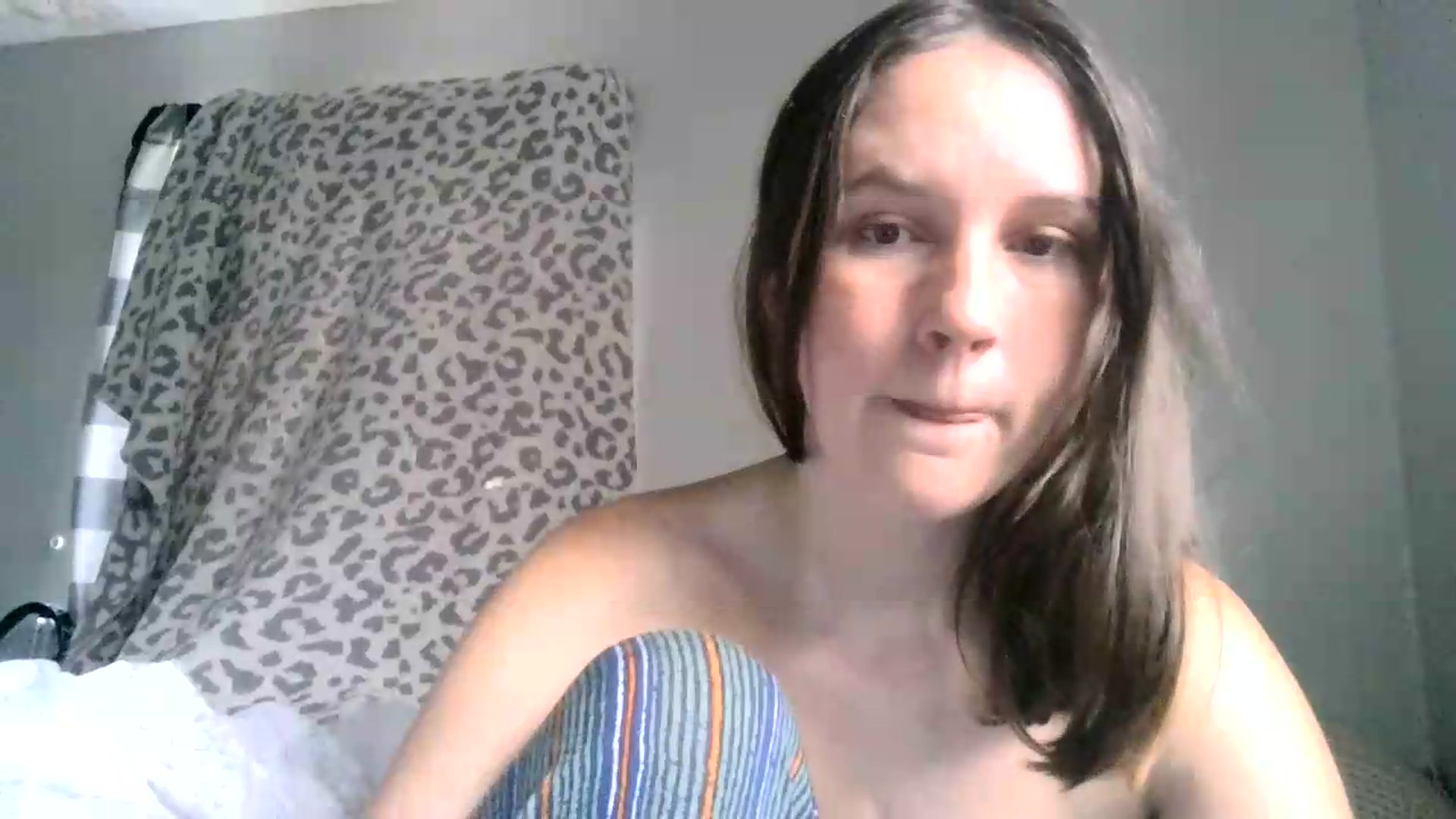 Gallery image thumbnail from countrygirlx's myfreecams stream on, 07/09/2026, 13:11 image 9 of 20