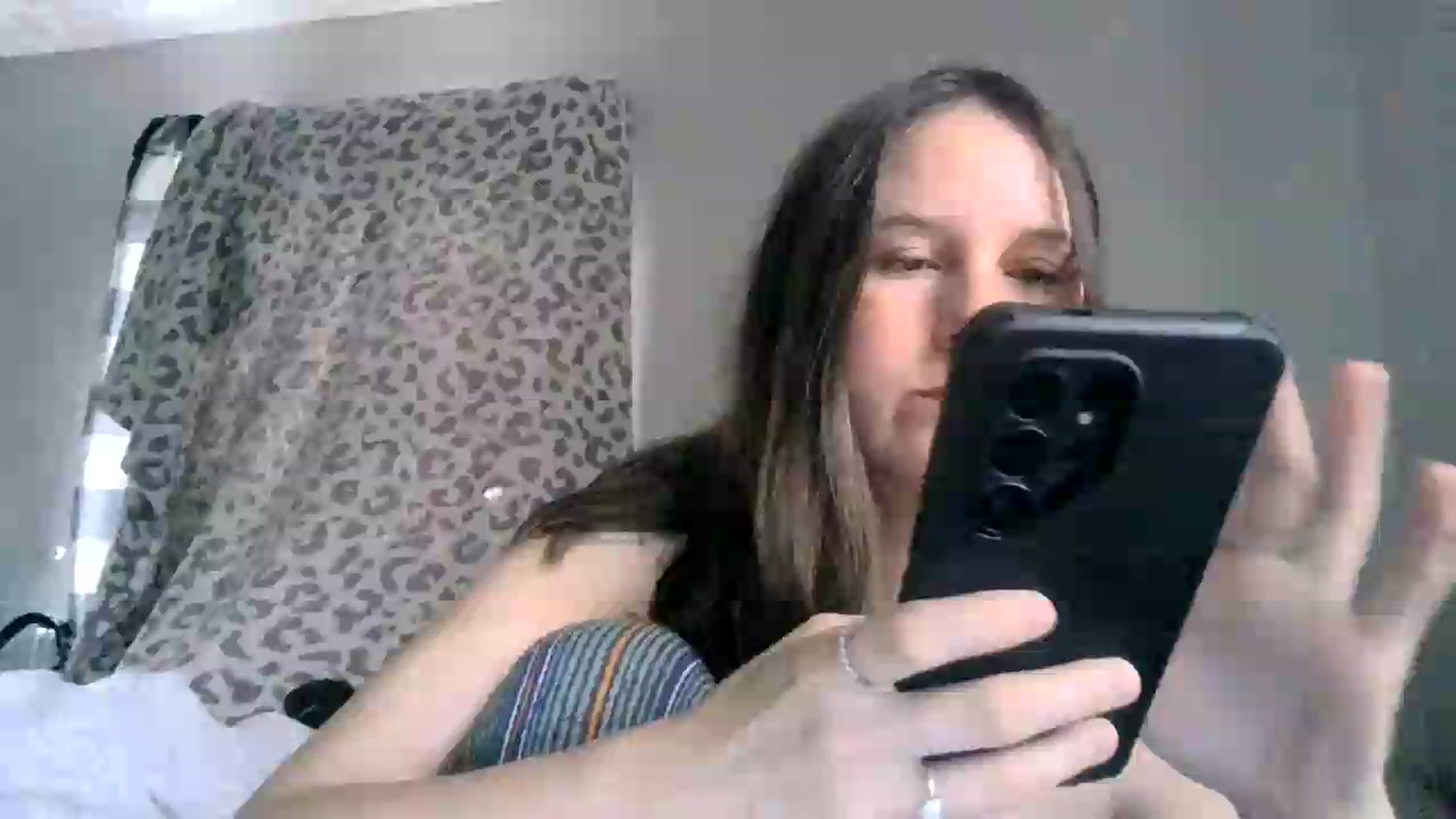 Gallery image thumbnail from countrygirlx's myfreecams stream on, 07/09/2026, 13:11 image 17 of 20