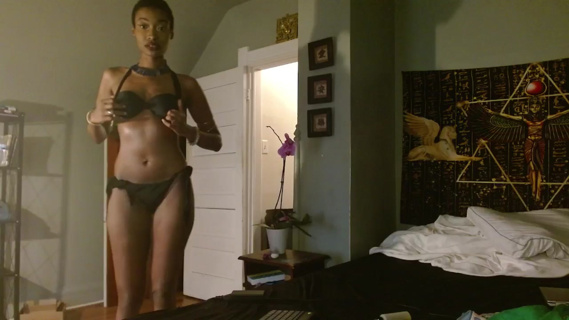 Gallery image thumbnail from courtneyfmty's myfreecams stream on, 03/02/2025, 22:25 image 1 of 20