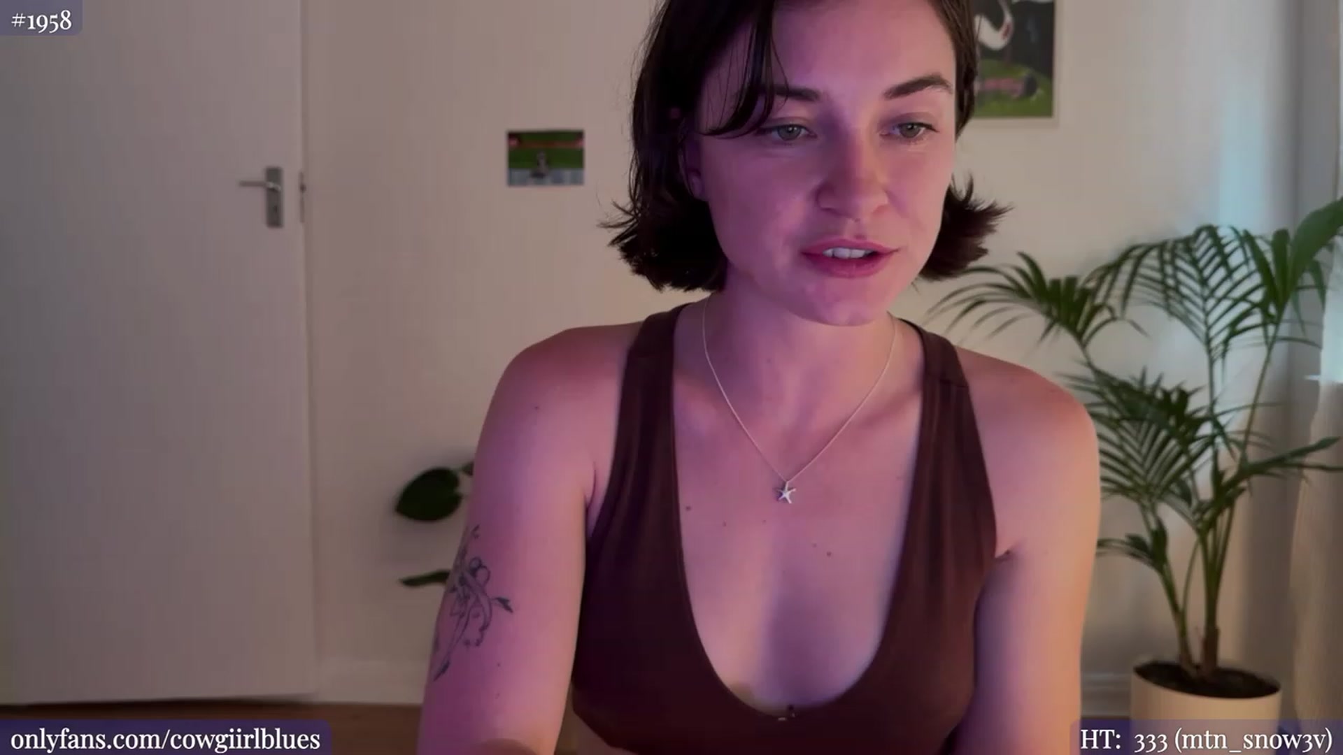 Gallery image thumbnail from cowgirlblues's myfreecams stream on, 01/08/2024, 03:56 image 4 of 20