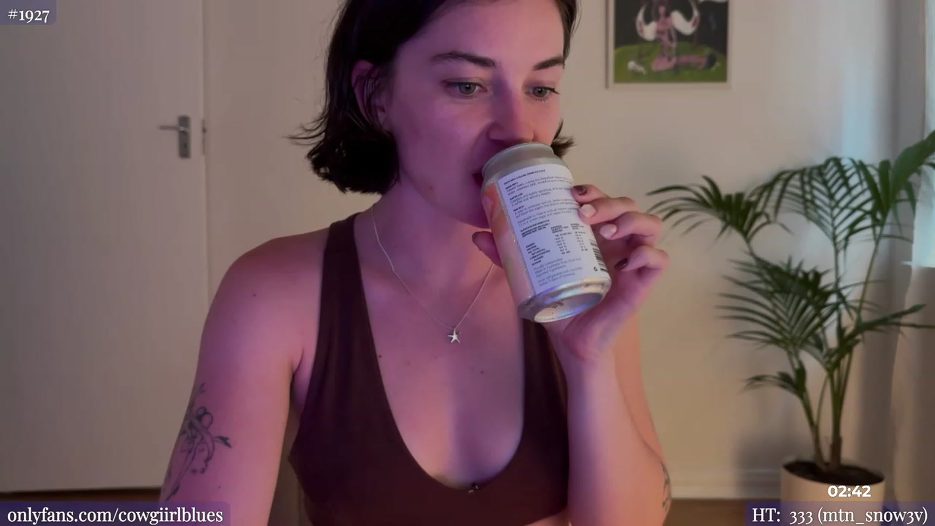 Gallery image thumbnail from cowgirlblues's myfreecams stream on, 01/08/2024, 03:56 image 8 of 20