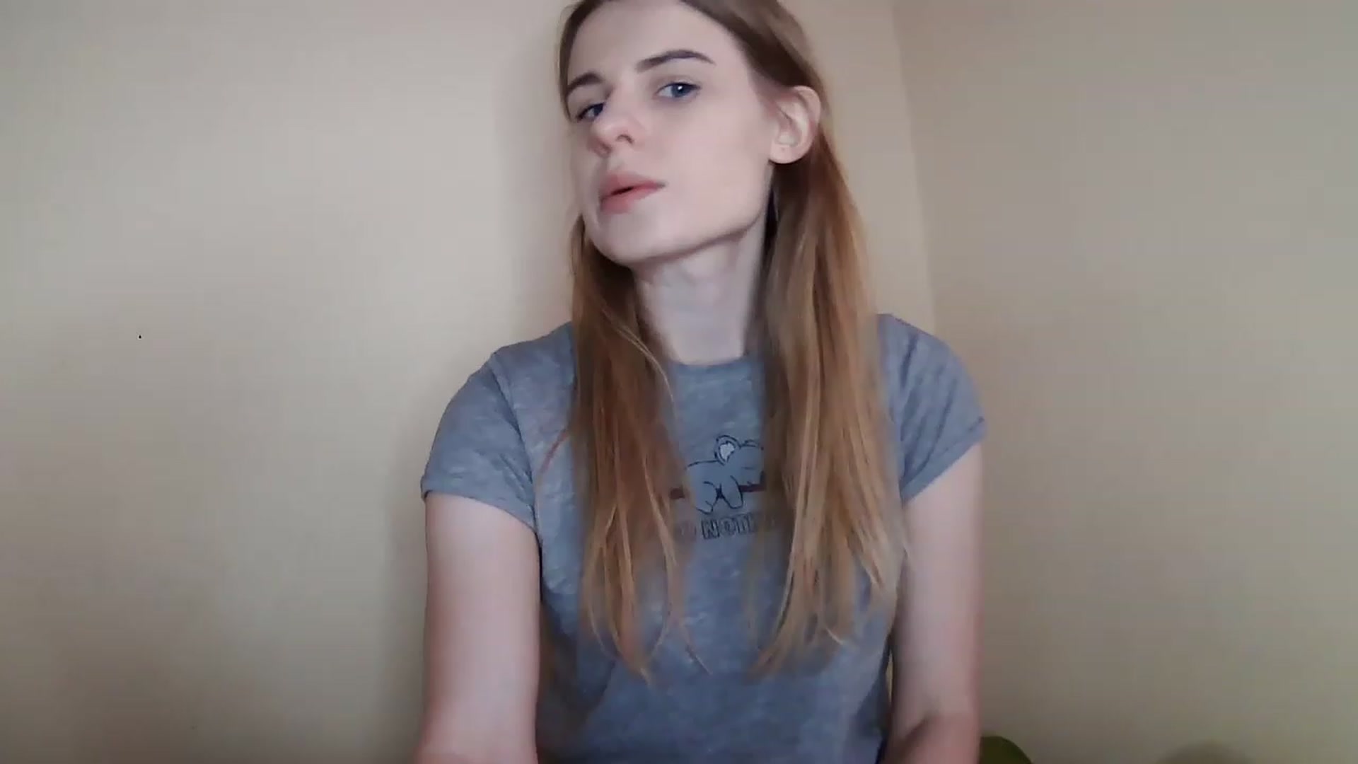 Gallery image thumbnail from craazy_bunny's myfreecams stream on, 12/16/2022, 13:10 image 16 of 20