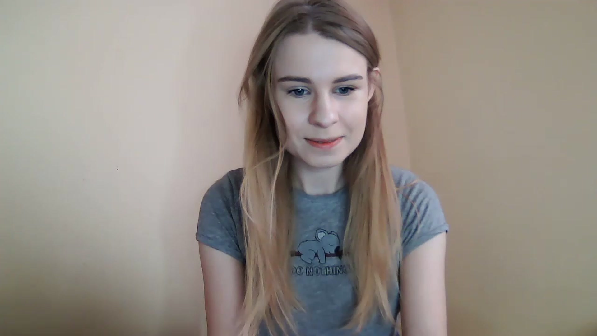 Gallery image thumbnail from craazy_bunny's myfreecams stream on, 12/17/2022, 12:50 image 2 of 20