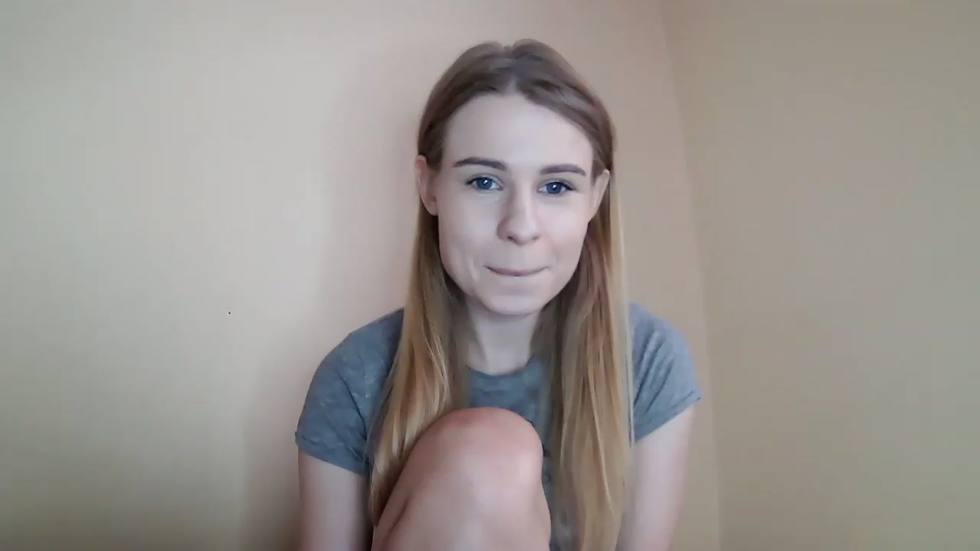 Gallery image thumbnail from craazy_bunny's myfreecams stream on, 12/17/2022, 12:50 image 13 of 20