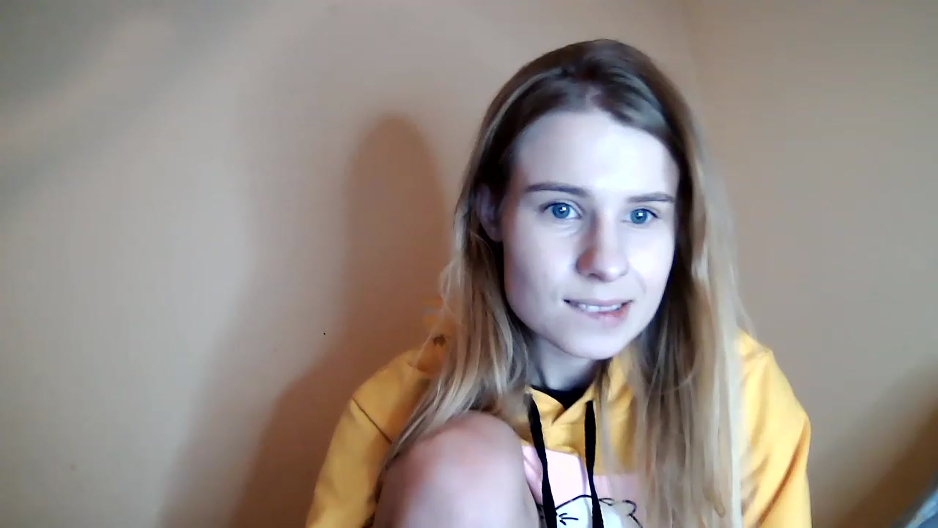 Gallery image thumbnail from craazy_bunny's myfreecams stream on, 12/20/2022, 16:33 image 1 of 20