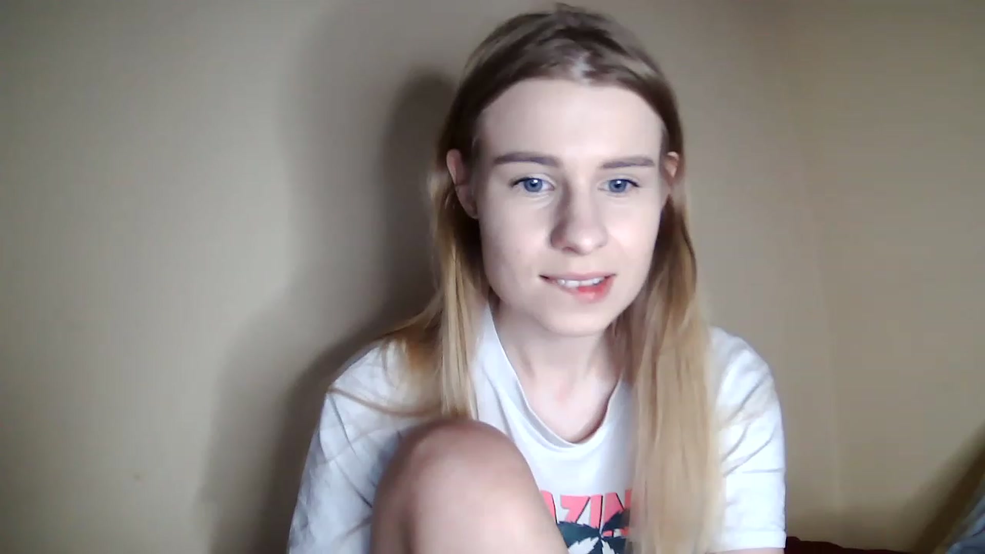Gallery image thumbnail from craazy_bunny's myfreecams stream on, 01/05/2023, 14:31 image 6 of 20