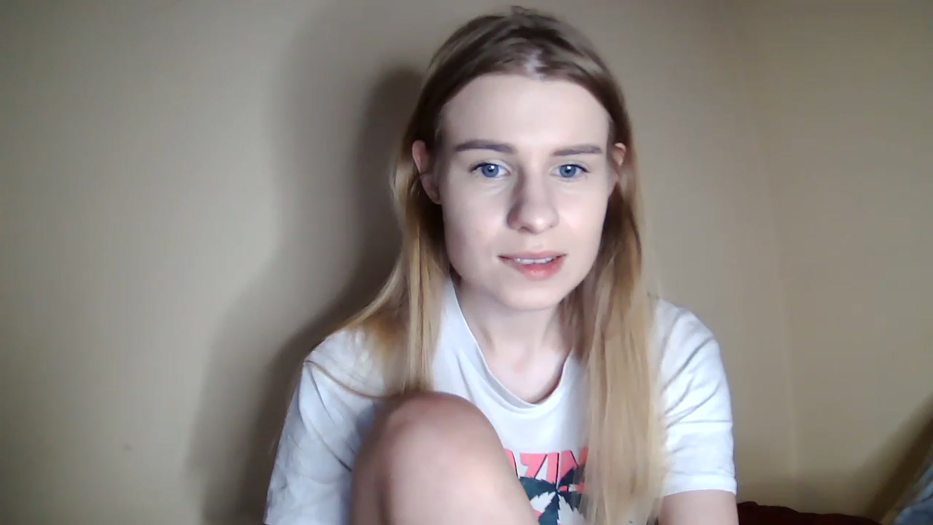 Gallery image thumbnail from craazy_bunny's myfreecams stream on, 01/05/2023, 14:31 image 13 of 20