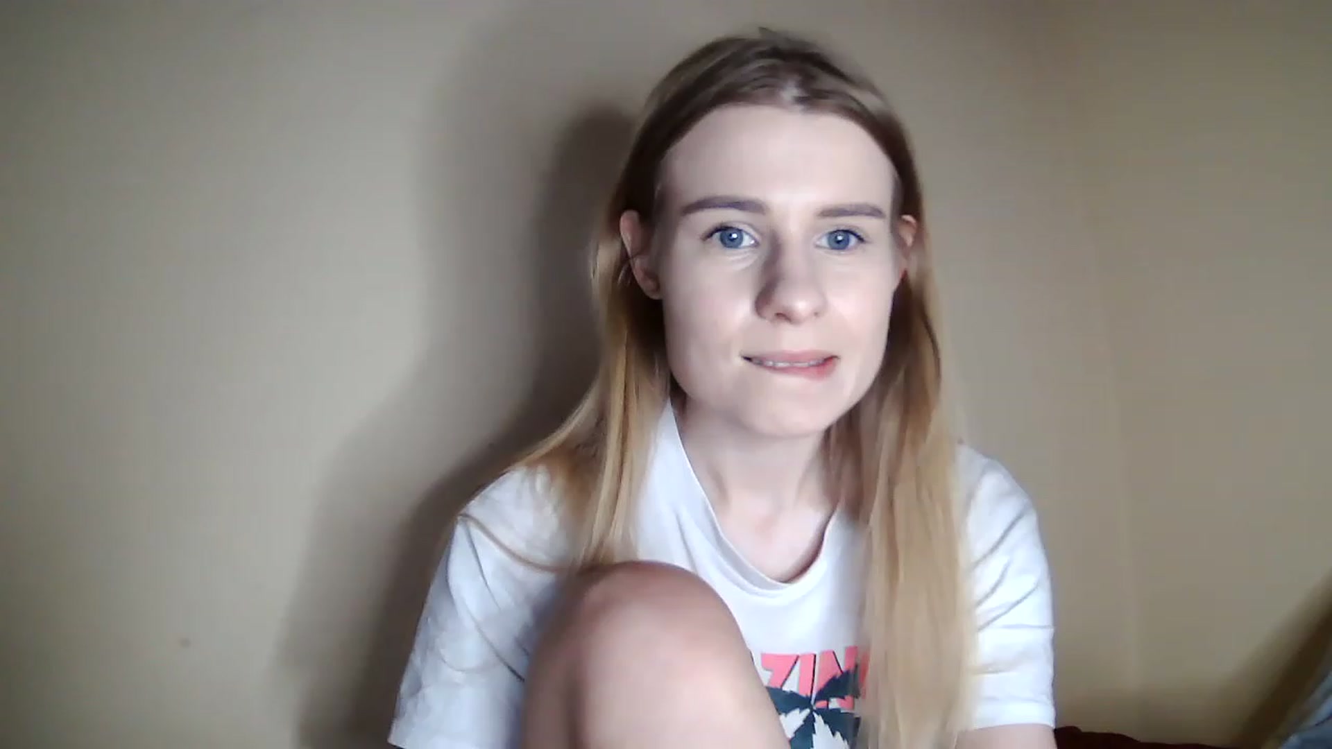 Gallery image thumbnail from craazy_bunny's myfreecams stream on, 01/05/2023, 14:31 image 11 of 20