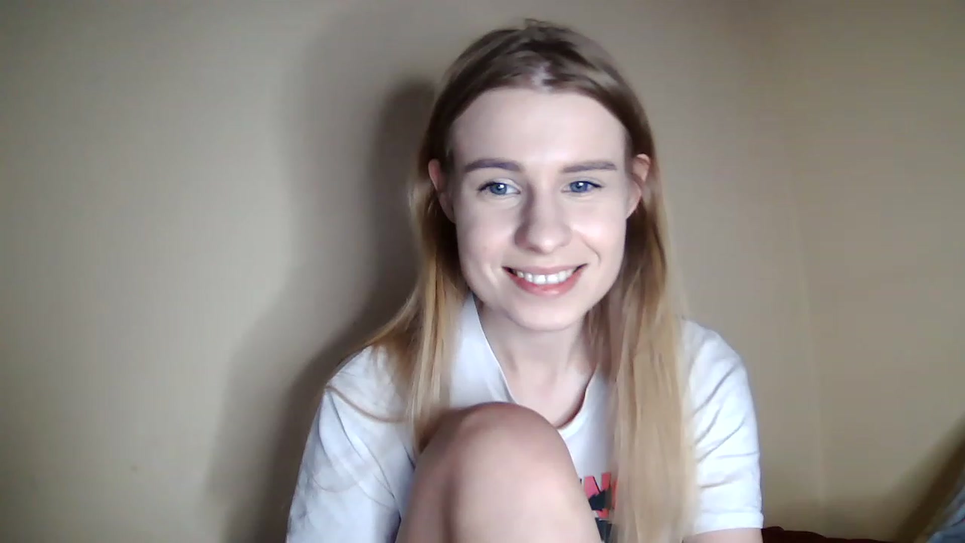 Gallery image thumbnail from craazy_bunny's myfreecams stream on, 01/05/2023, 14:31 image 9 of 20