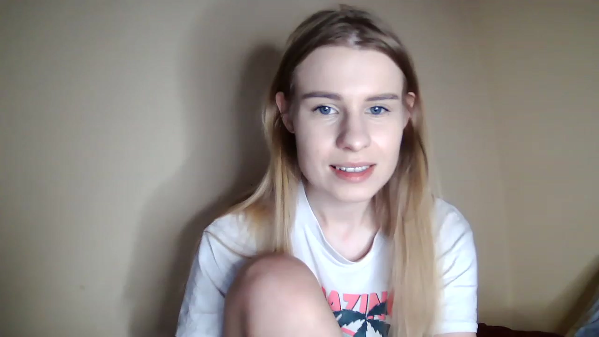 Gallery image thumbnail from craazy_bunny's myfreecams stream on, 01/05/2023, 14:31 image 14 of 20