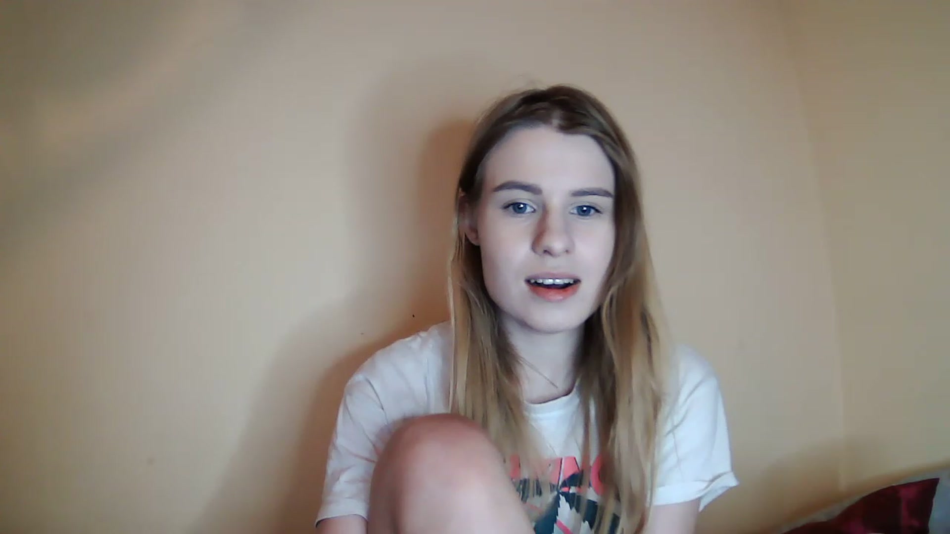 Gallery image thumbnail from craazy_bunny's myfreecams stream on, 01/06/2023, 15:46 image 20 of 20