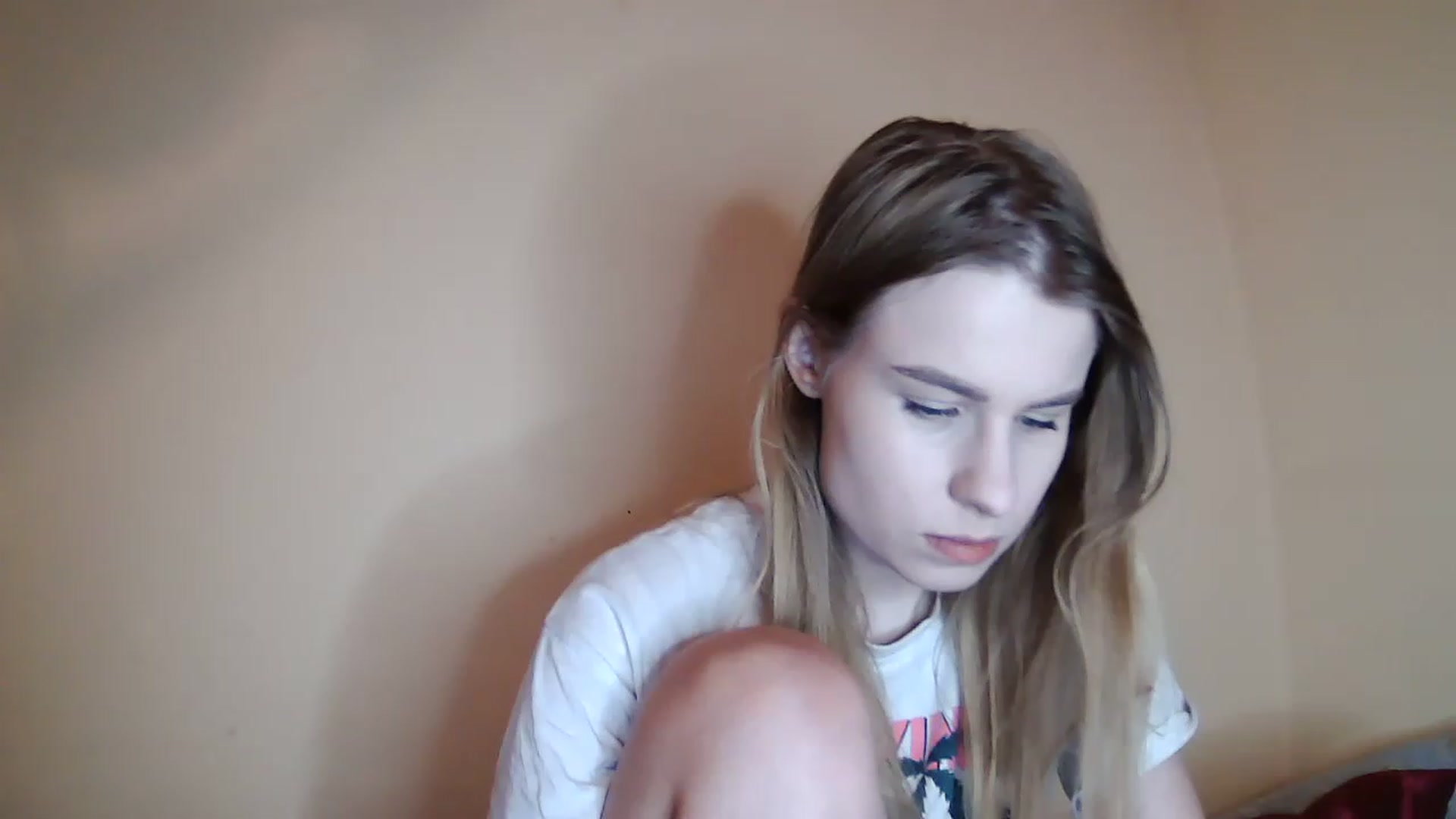 Gallery image thumbnail from craazy_bunny's myfreecams stream on, 01/06/2023, 15:46 image 3 of 20