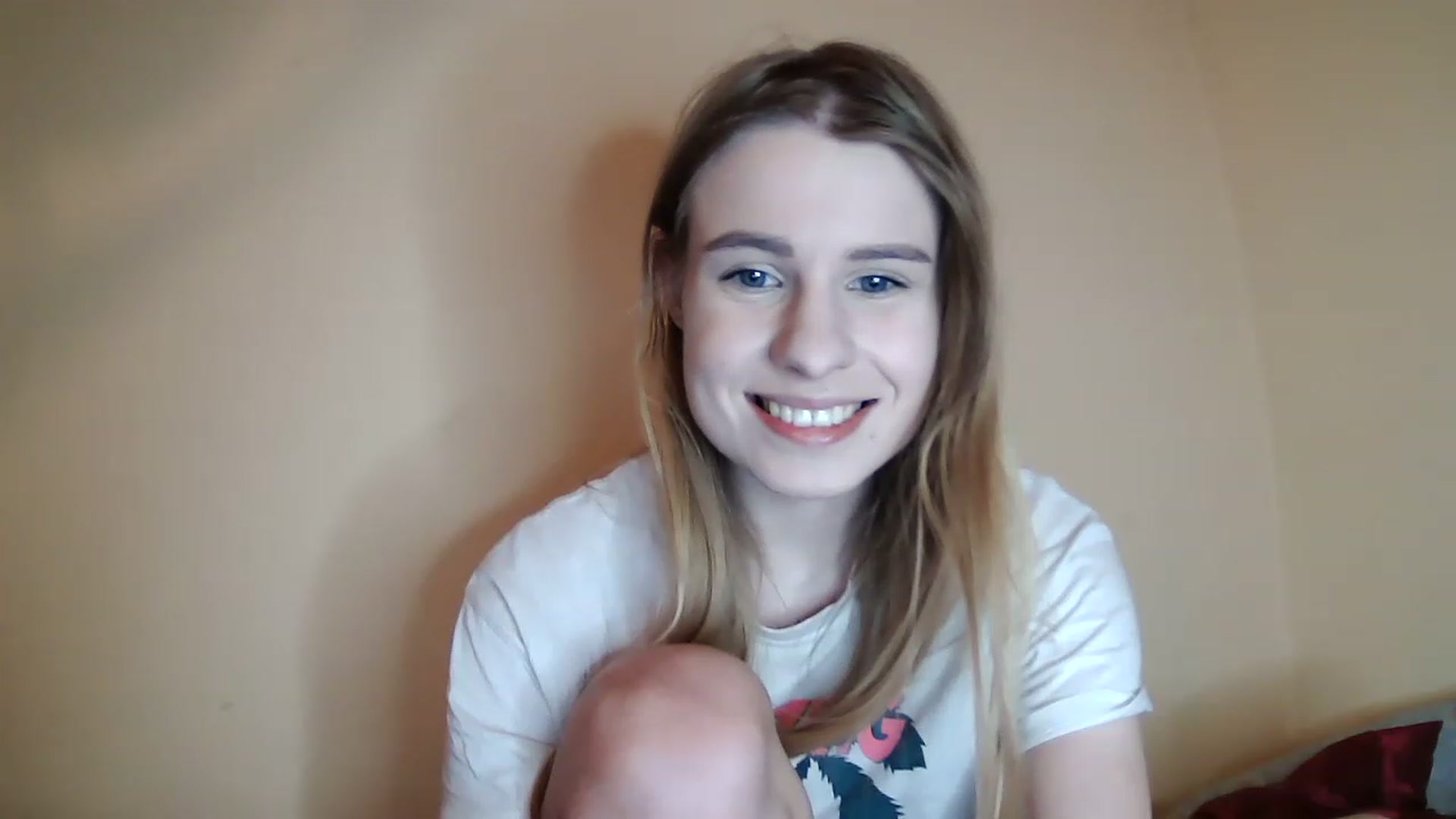 Gallery image thumbnail from craazy_bunny's myfreecams stream on, 01/06/2023, 15:46 image 13 of 20
