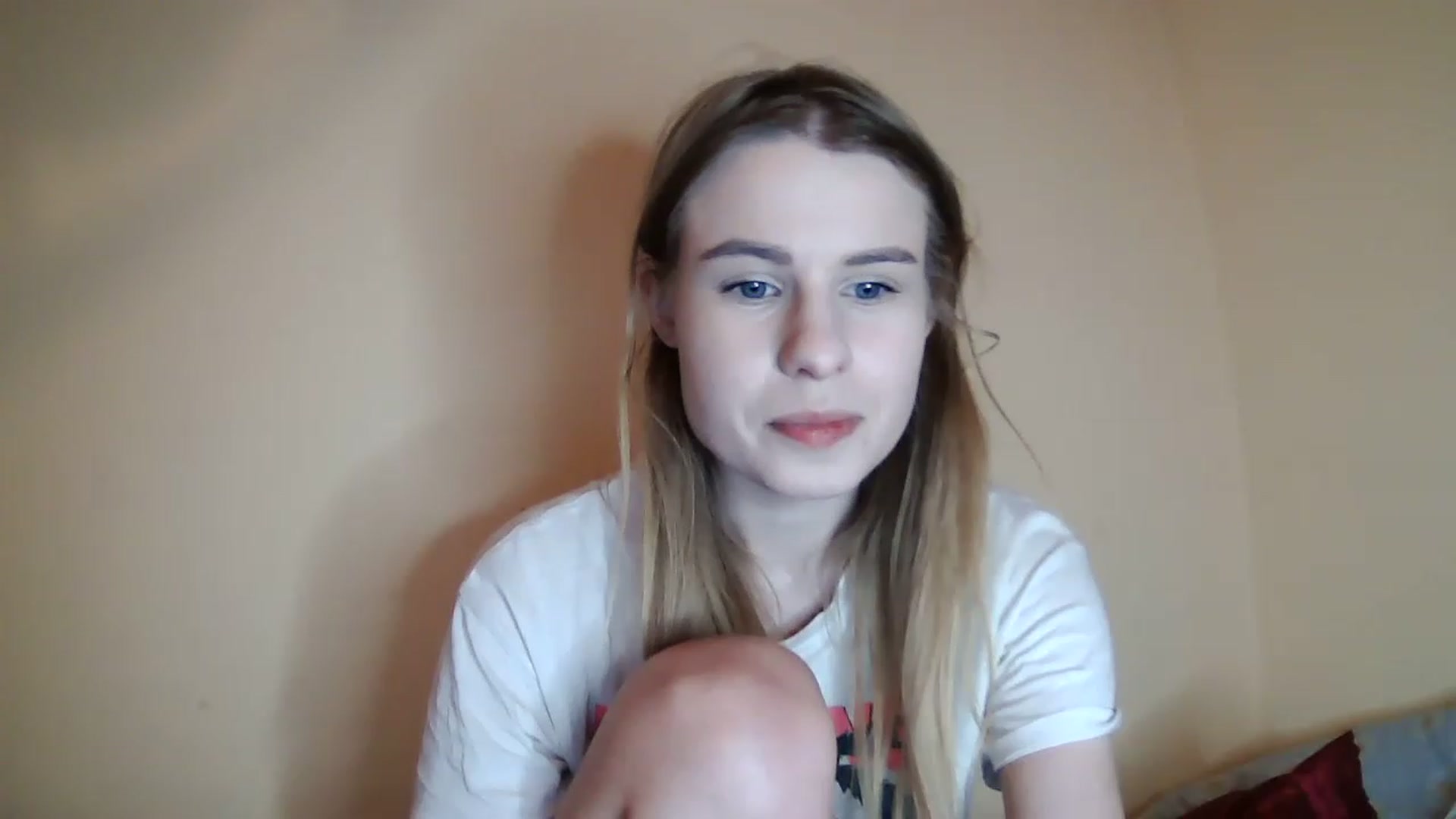 Gallery image thumbnail from craazy_bunny's myfreecams stream on, 01/06/2023, 16:45 image 11 of 20