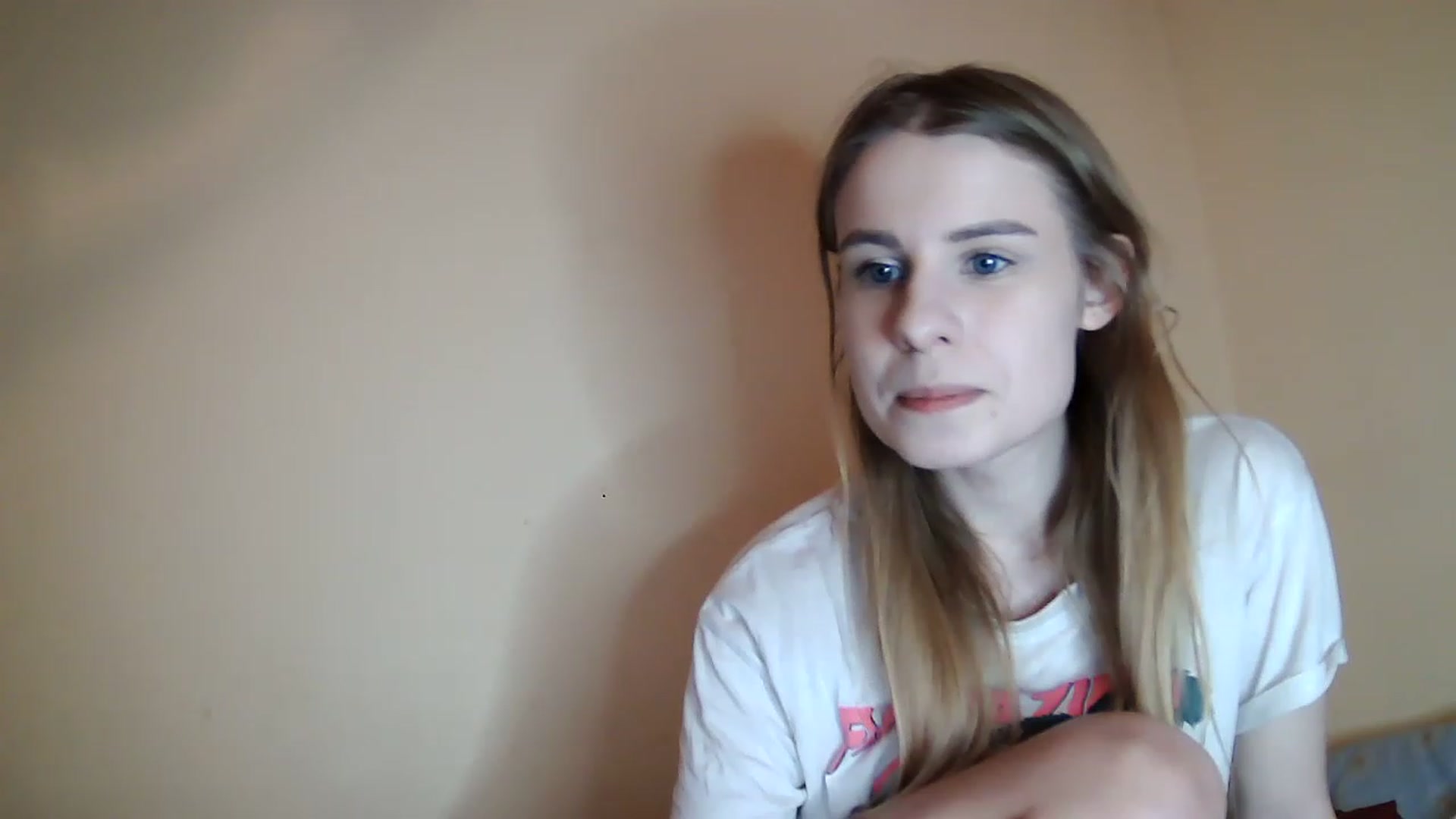 Gallery image thumbnail from craazy_bunny's myfreecams stream on, 01/06/2023, 16:45 image 13 of 20