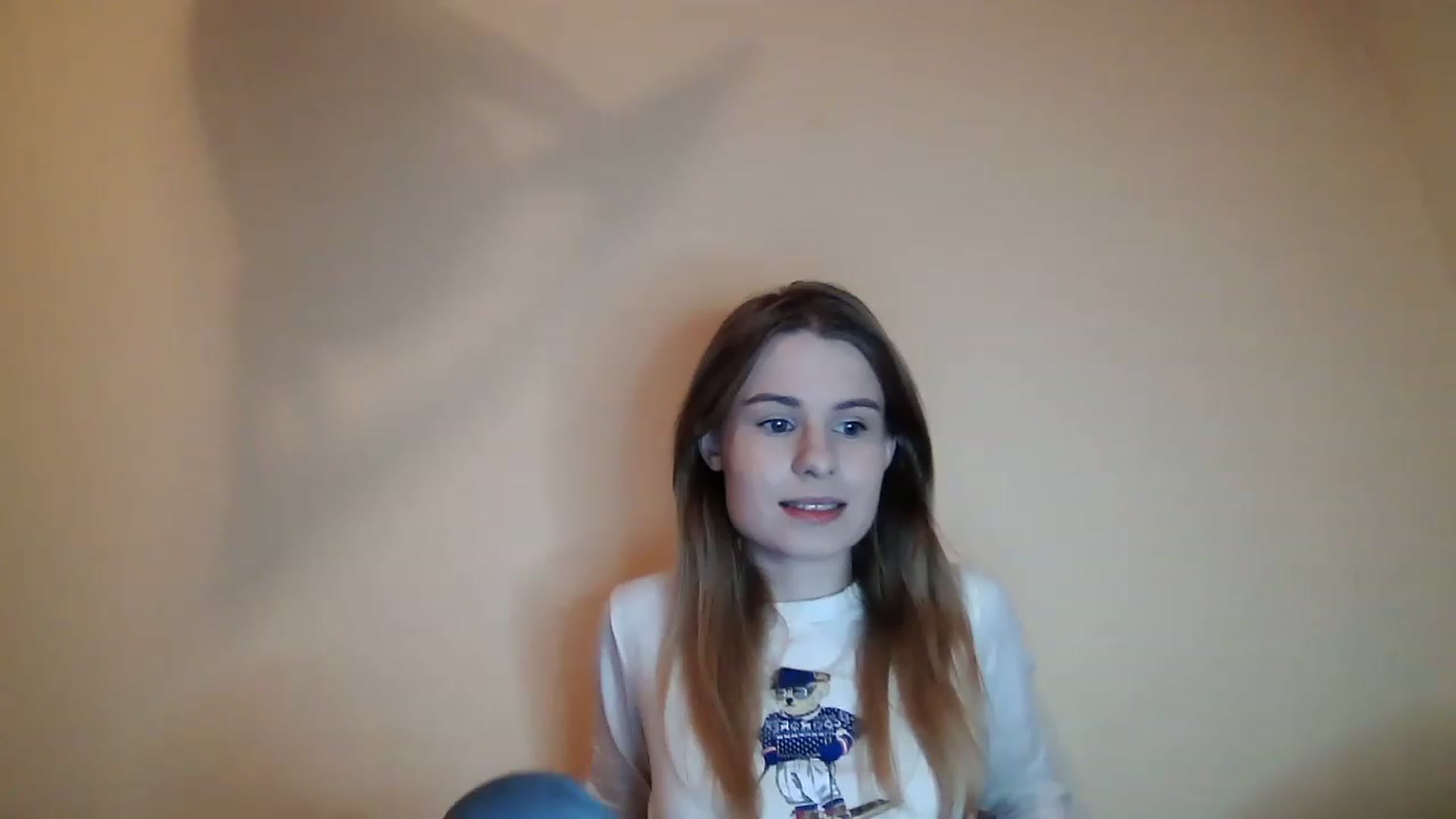 Gallery image thumbnail from craazy_bunny's myfreecams stream on, 01/10/2023, 16:22 image 17 of 20
