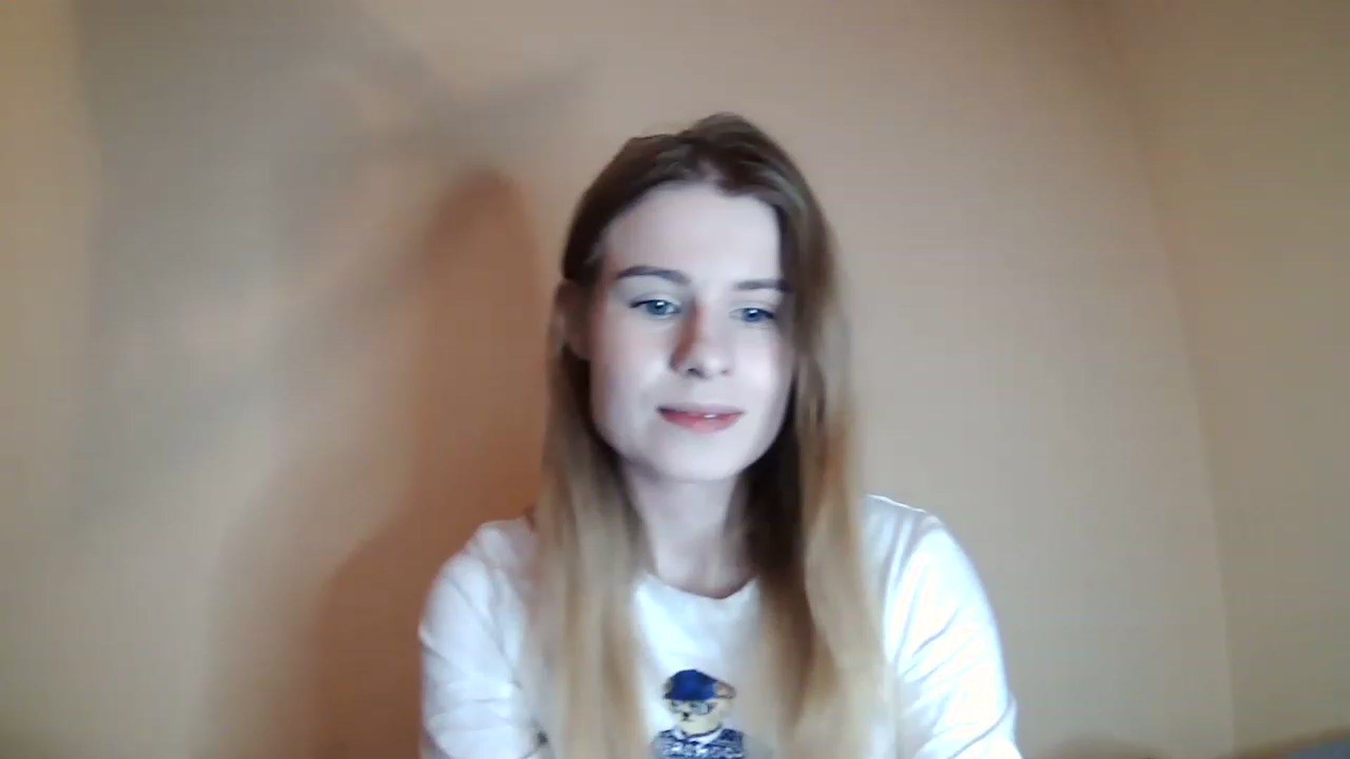 Gallery image thumbnail from craazy_bunny's myfreecams stream on, 01/12/2023, 15:11 image 10 of 20