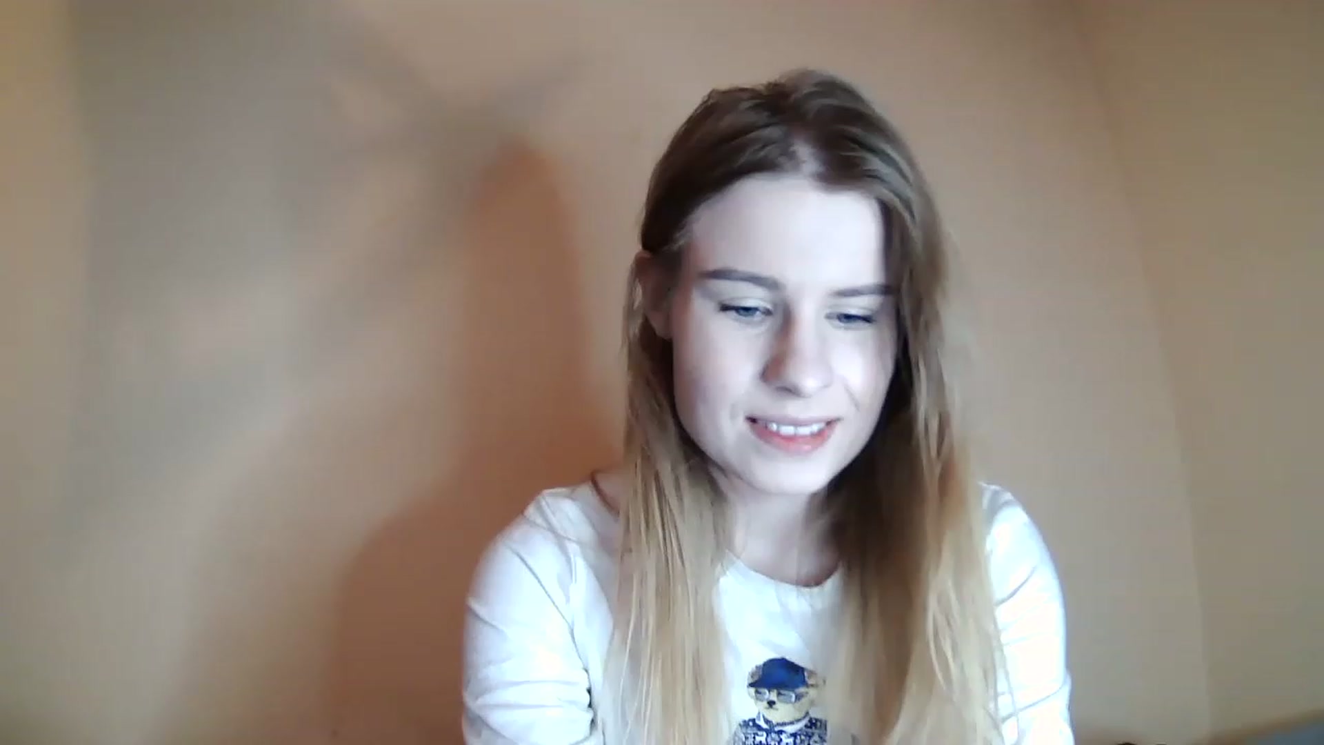 Gallery image thumbnail from craazy_bunny's myfreecams stream on, 01/12/2023, 15:11 image 13 of 20