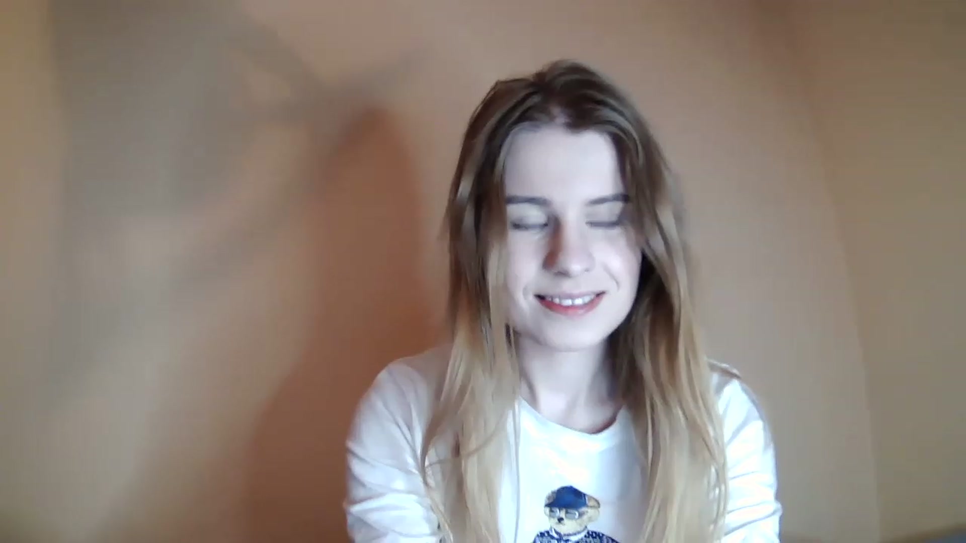 Gallery image thumbnail from craazy_bunny's myfreecams stream on, 01/12/2023, 15:11 image 17 of 20