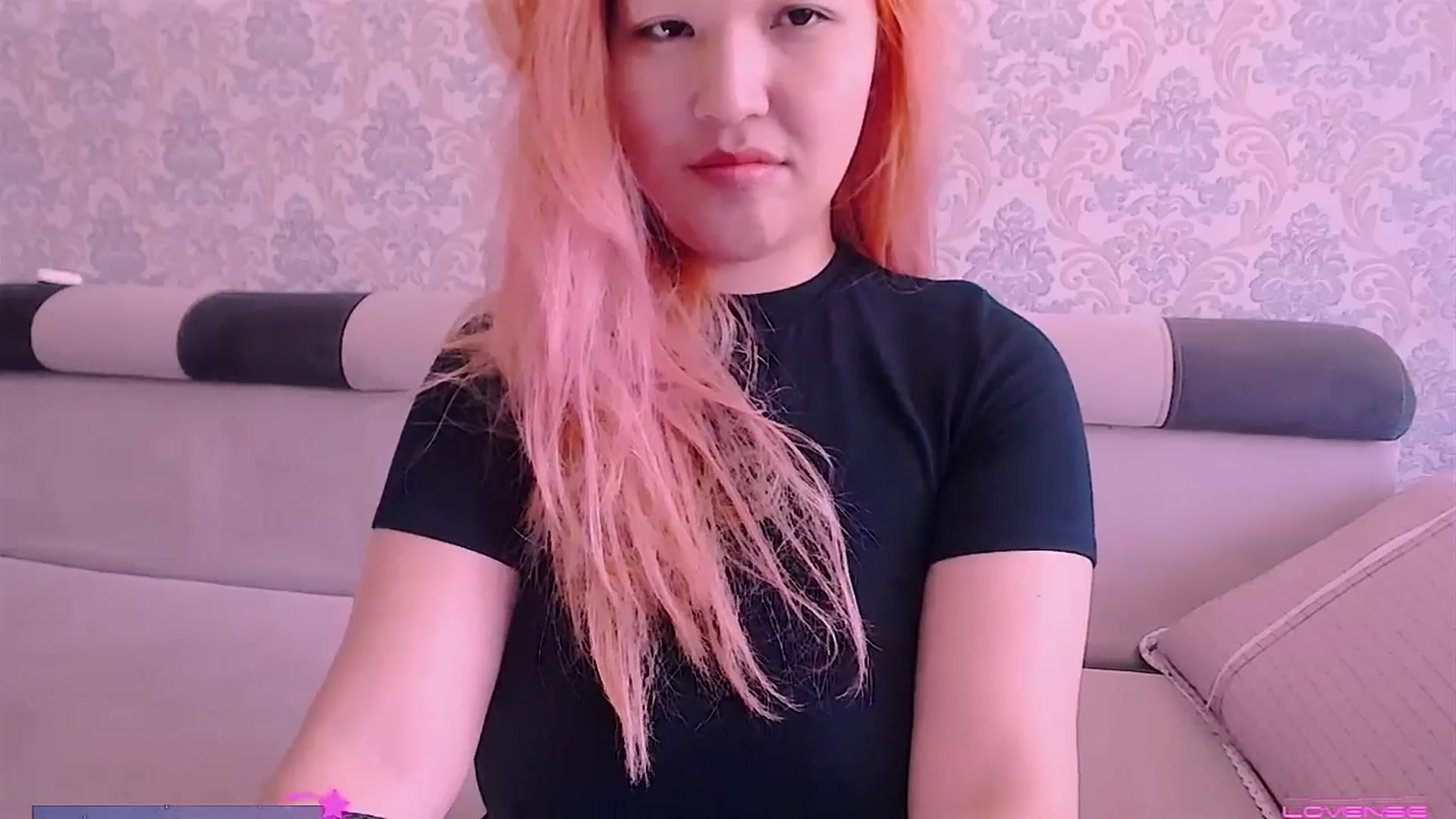 Gallery image thumbnail from crazy_moon's myfreecams stream on, 05/17/2025, 08:16 image 4 of 20