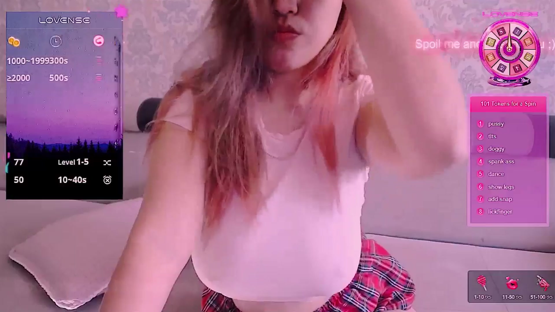 Gallery image thumbnail from crazy_moon's myfreecams stream on, 05/25/2025, 07:07 image 13 of 20