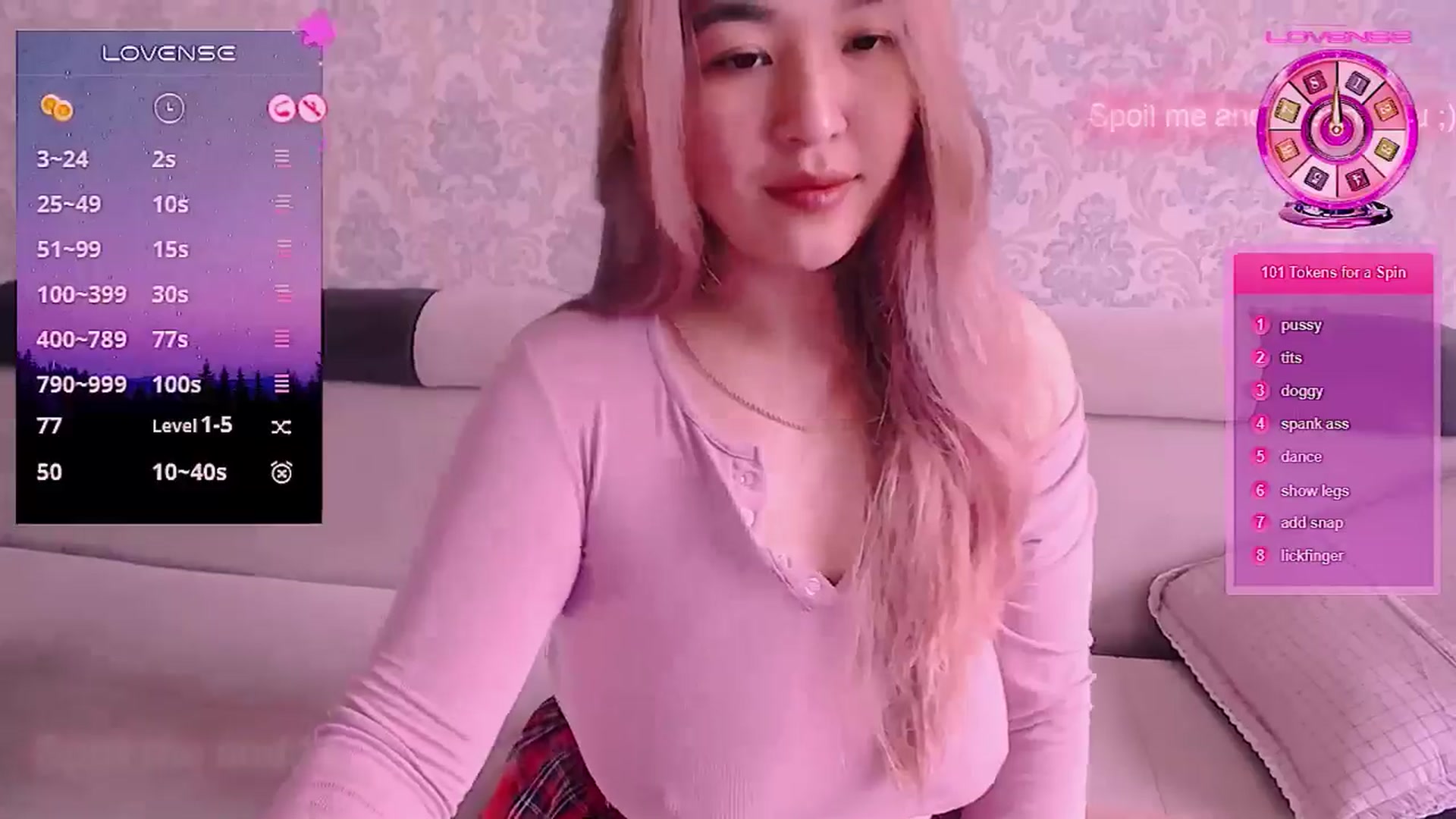 Gallery image thumbnail from crazy_moon's myfreecams stream on, 05/26/2025, 08:03 image 8 of 20