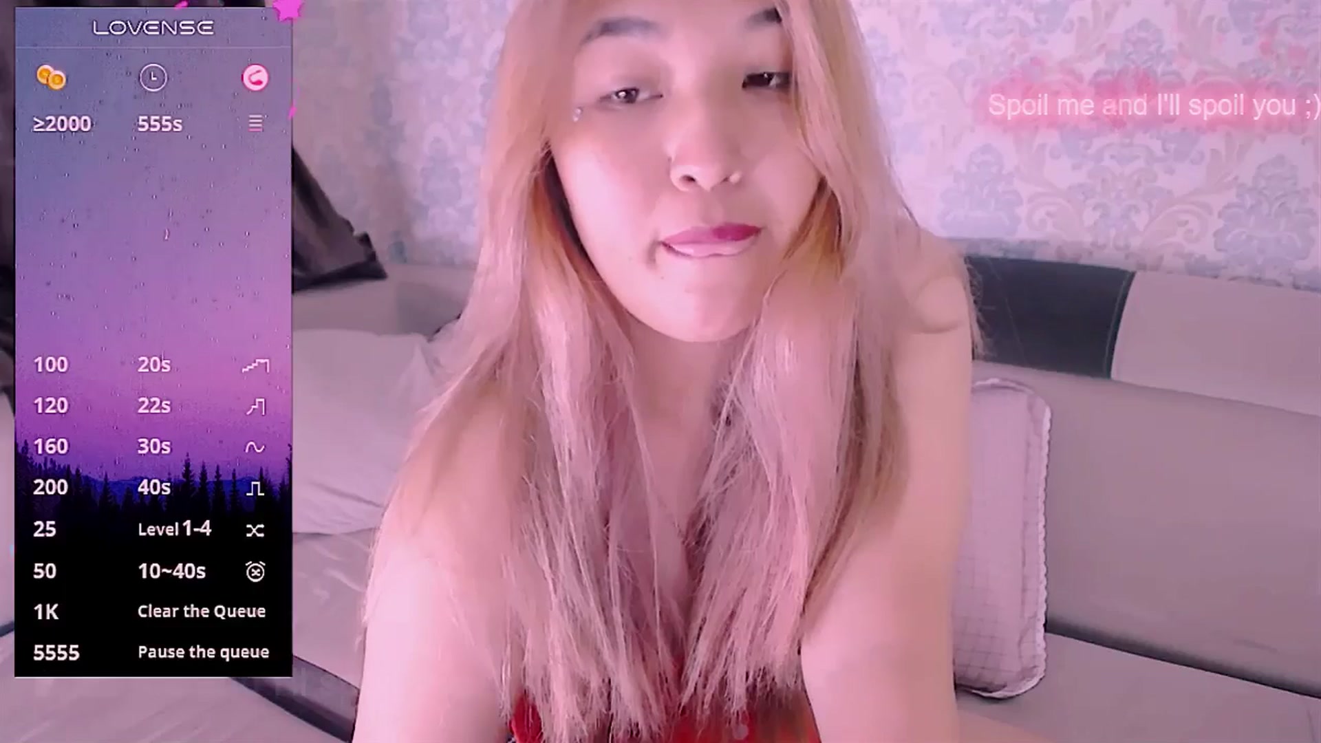 Gallery image thumbnail from crazy_moon's myfreecams stream on, 06/06/2025, 19:18 image 15 of 20
