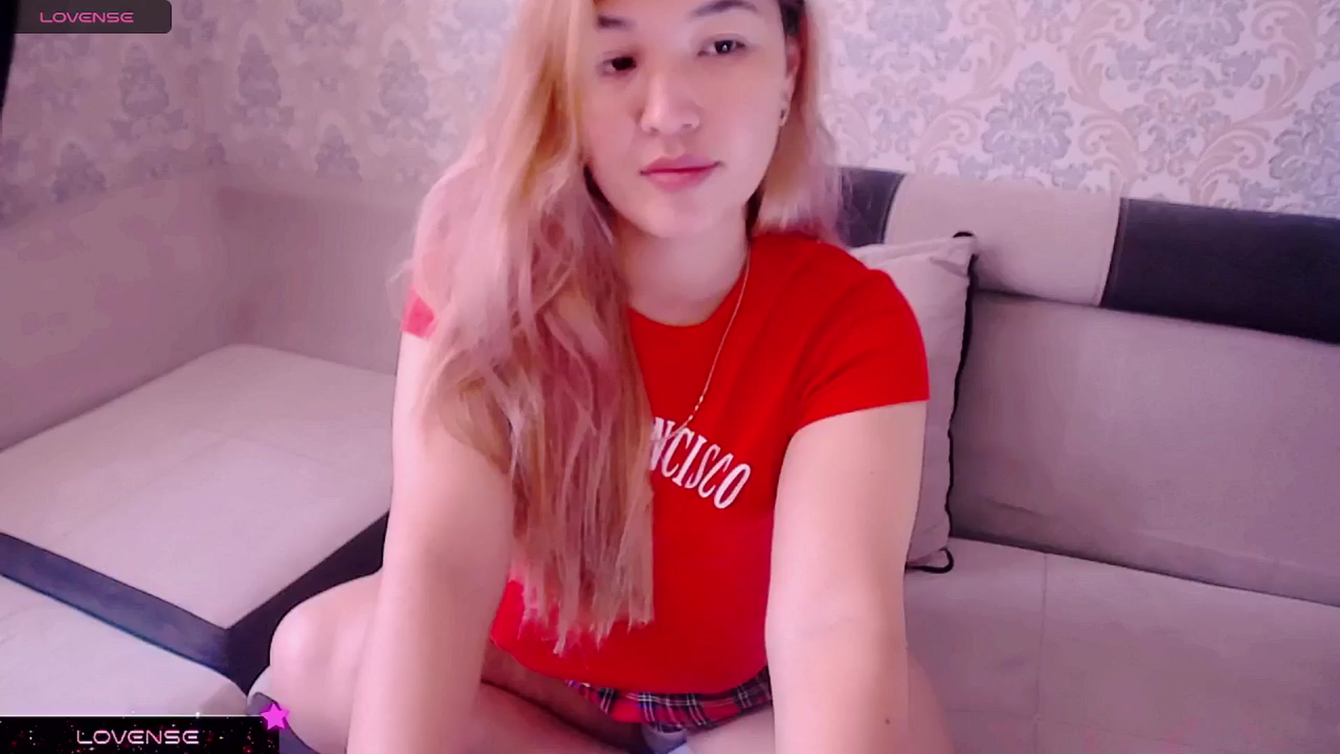 Gallery image thumbnail from crazy_moon's myfreecams stream on, 06/24/2025, 08:28 image 4 of 20