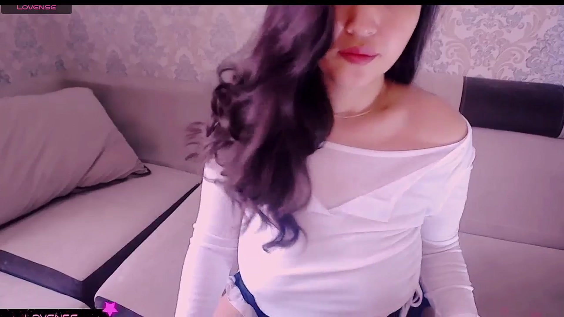 Gallery image thumbnail from crazy_moon's myfreecams stream on, 06/30/2025, 05:59 image 13 of 20