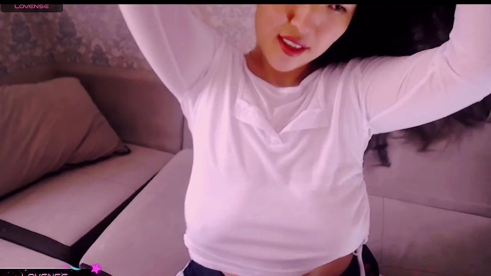 Gallery image thumbnail from crazy_moon's myfreecams stream on, 06/30/2025, 05:59 image 2 of 20