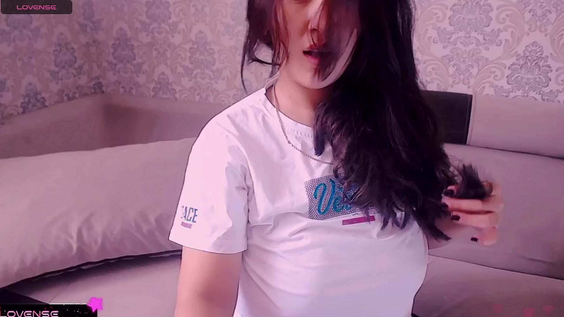 Gallery image thumbnail from crazy_moon's myfreecams stream on, 06/30/2025, 08:17 image 16 of 20