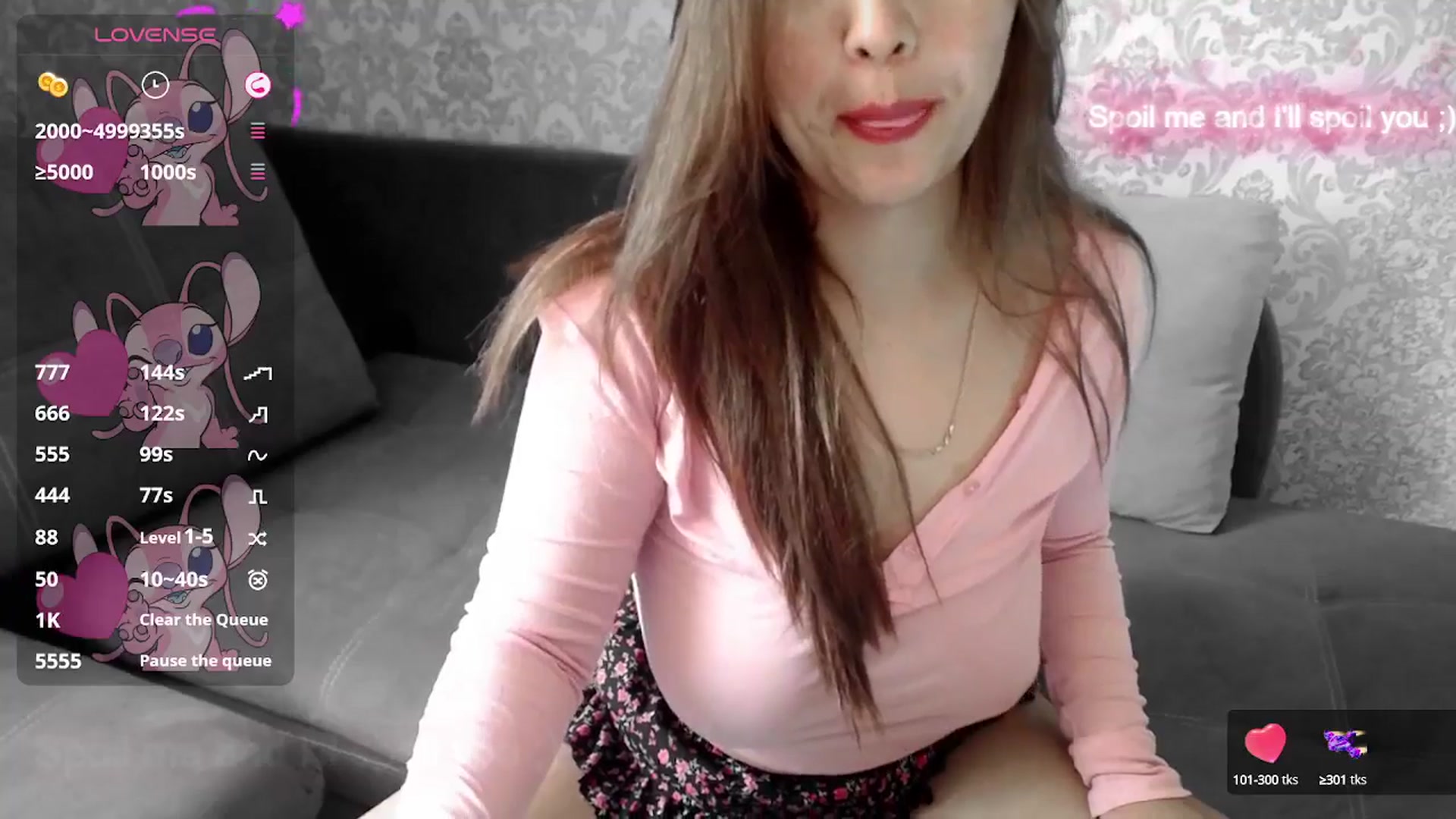 Gallery image thumbnail from crazy_moon's myfreecams stream on, 08/04/2025, 07:42 image 17 of 20