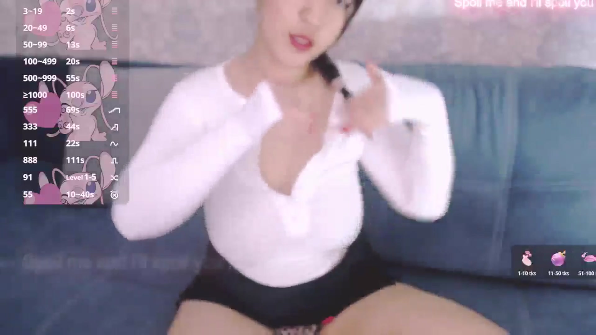 Gallery image thumbnail from crazy_moon's myfreecams stream on, 12/11/2025, 08:32 image 6 of 20