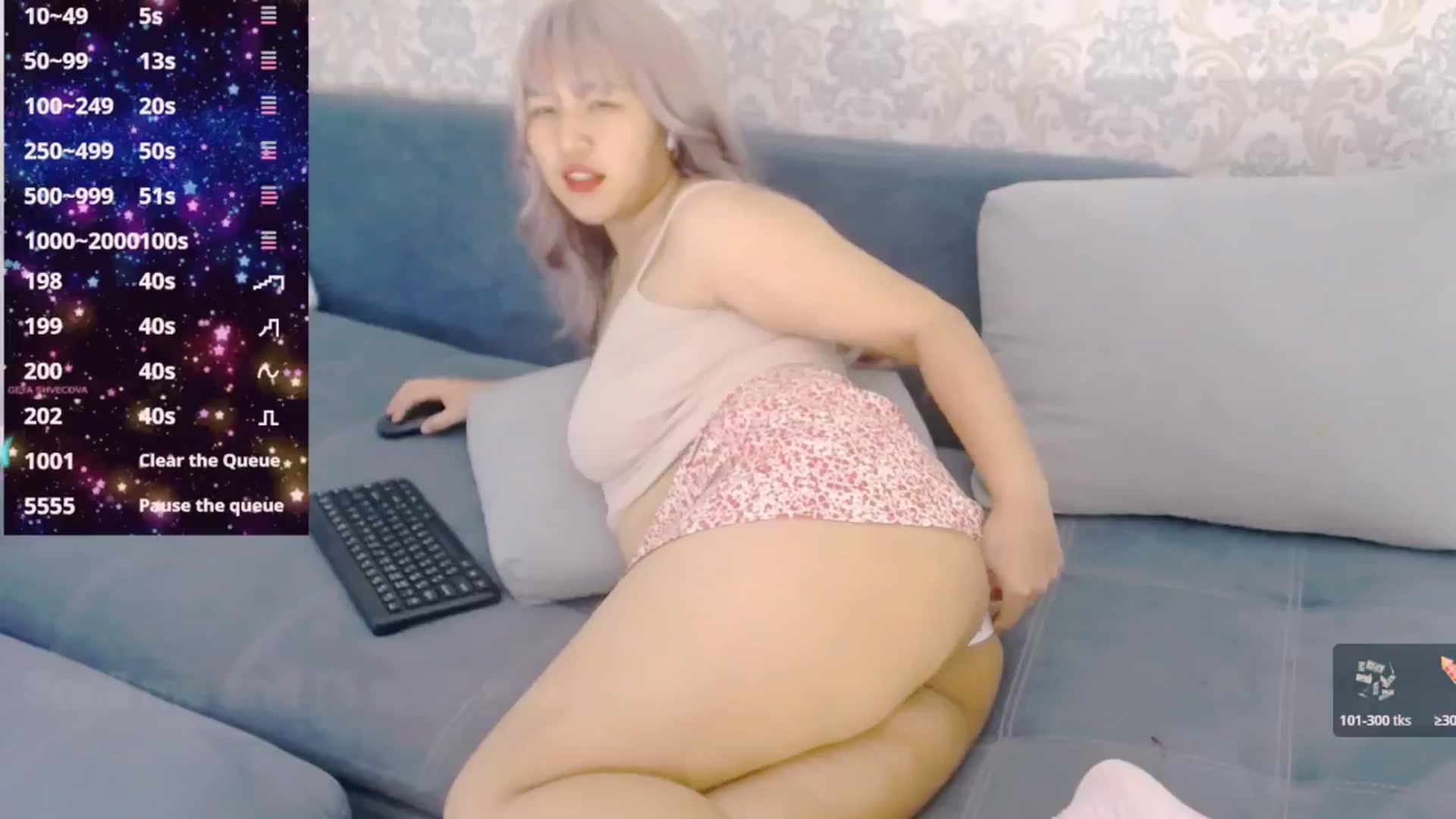 Gallery image thumbnail from crazy_moon's myfreecams stream on, 02/19/2026, 08:51 image 2 of 20