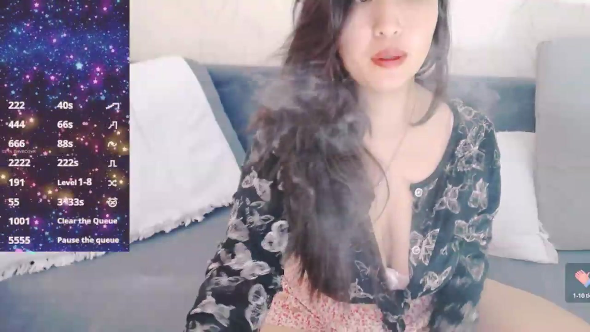 Gallery image thumbnail from crazy_moon's myfreecams stream on, 05/30/2026, 13:53 image 14 of 20