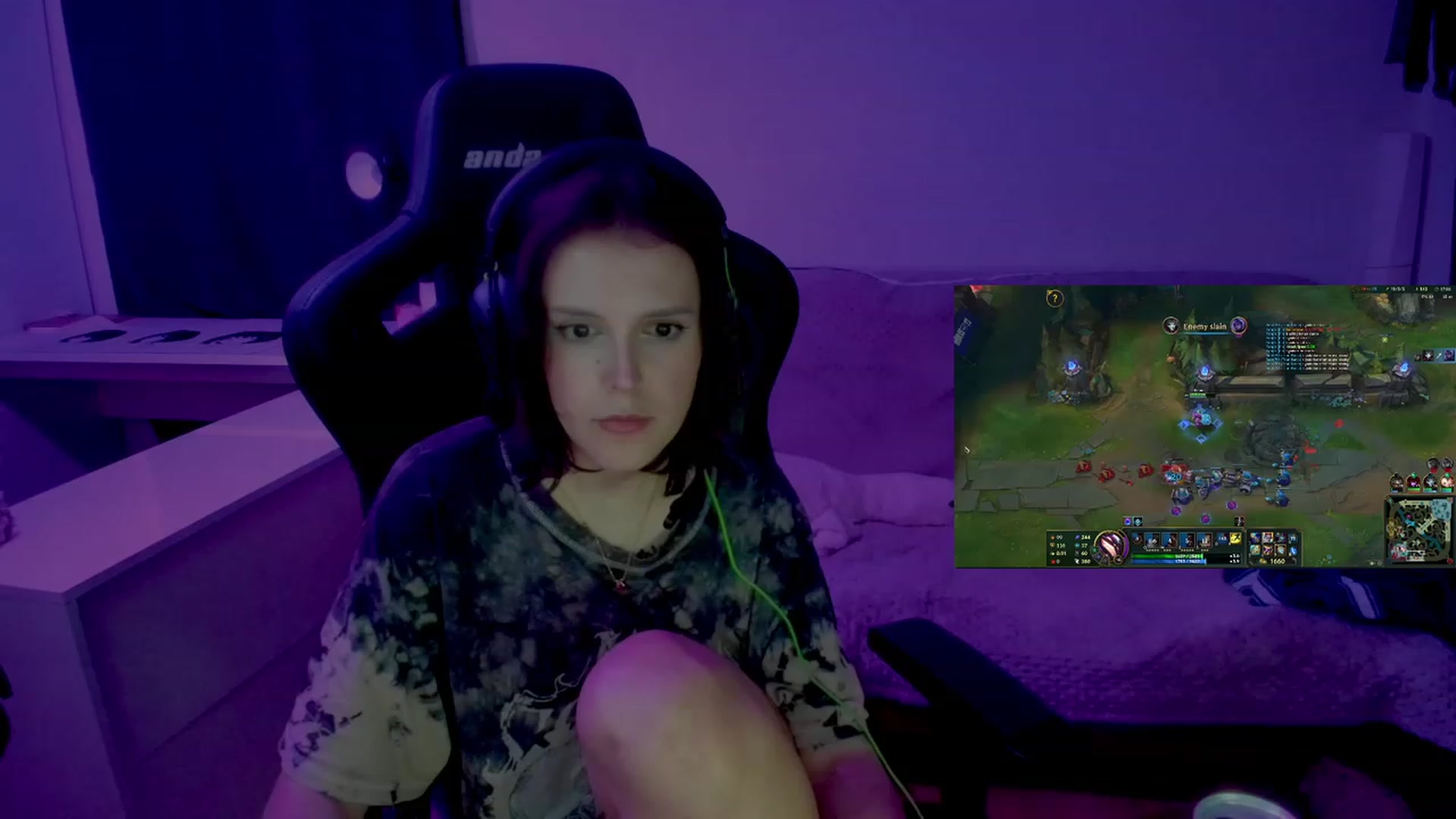 Gallery image thumbnail from crybabyKys's myfreecams stream on, 10/31/2023, 01:27 image 6 of 20