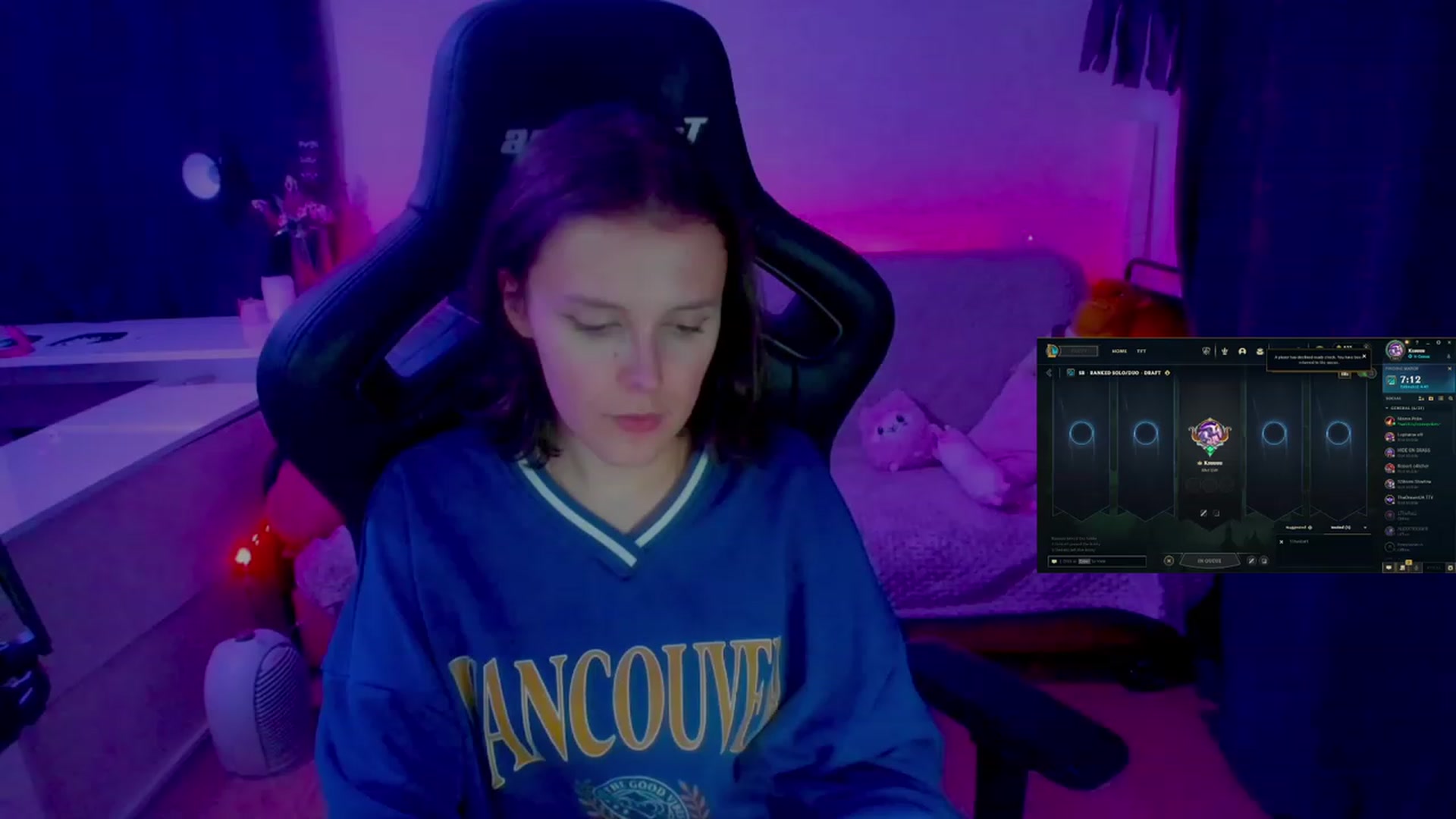 Gallery image thumbnail from crybabyKys's myfreecams stream on, 11/02/2023, 01:55 image 15 of 20