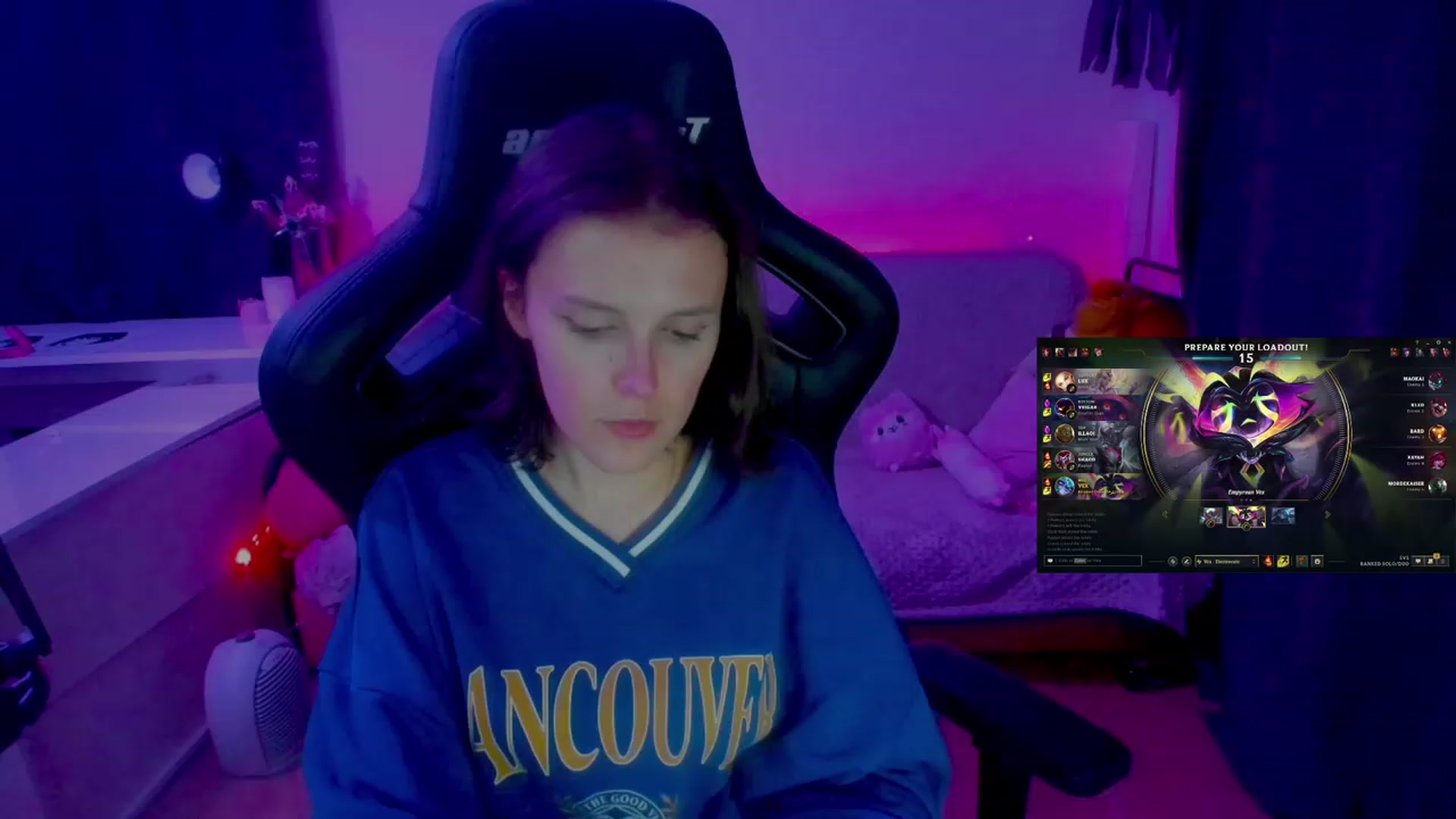 Gallery image thumbnail from crybabyKys's myfreecams stream on, 11/02/2023, 01:55 image 17 of 20