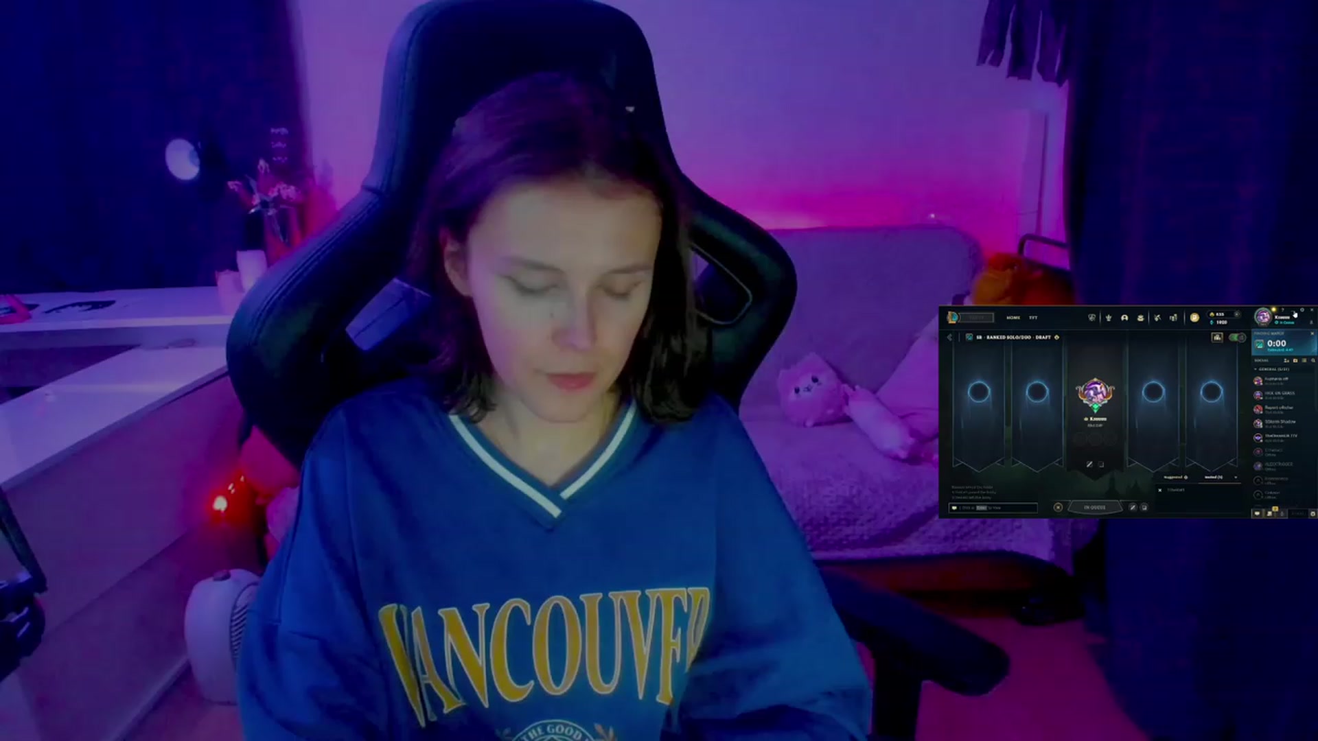 Gallery image thumbnail from crybabyKys's myfreecams stream on, 11/02/2023, 01:55 image 13 of 20
