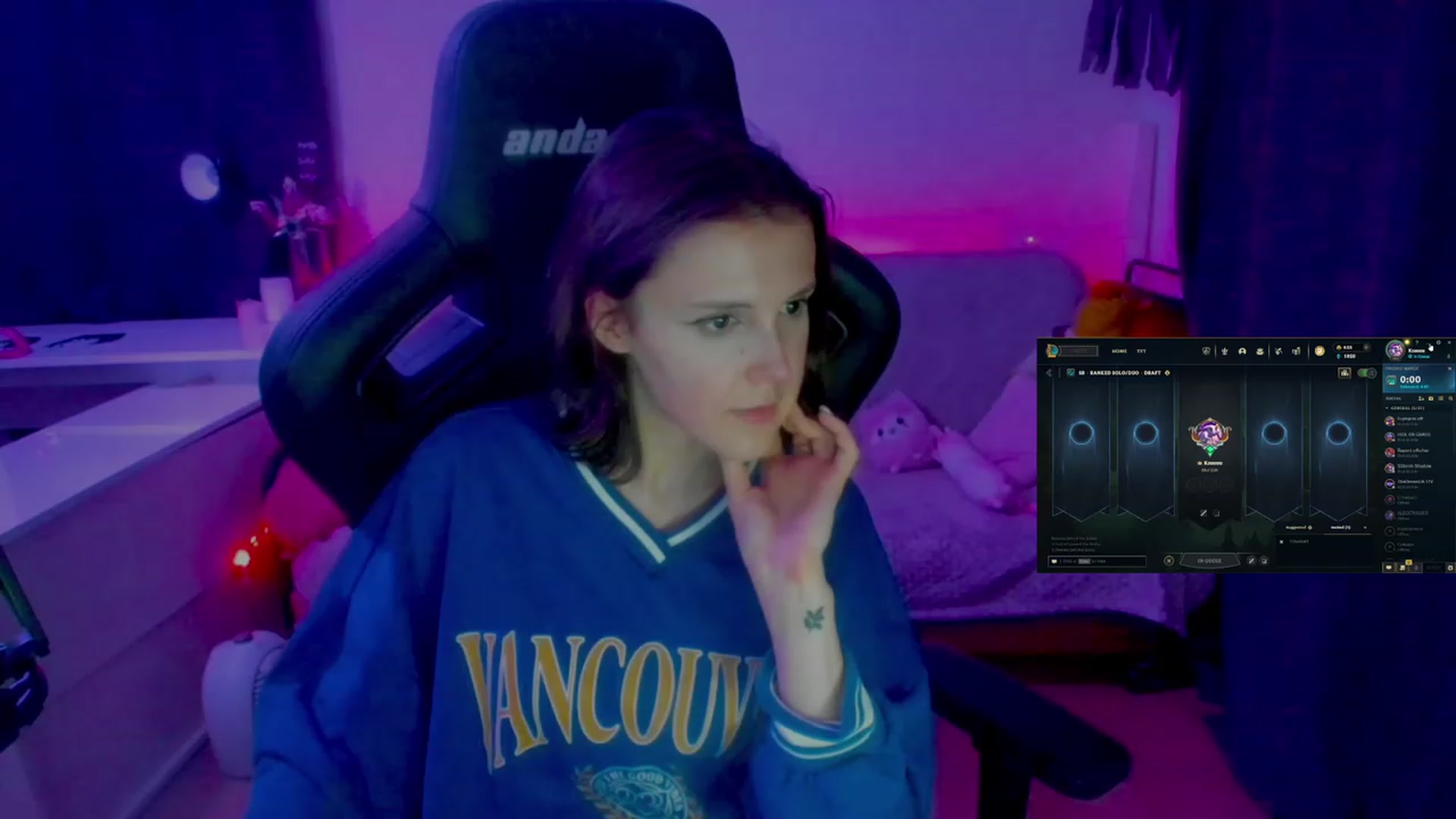 Gallery image thumbnail from crybabyKys's myfreecams stream on, 11/02/2023, 01:55 image 14 of 20